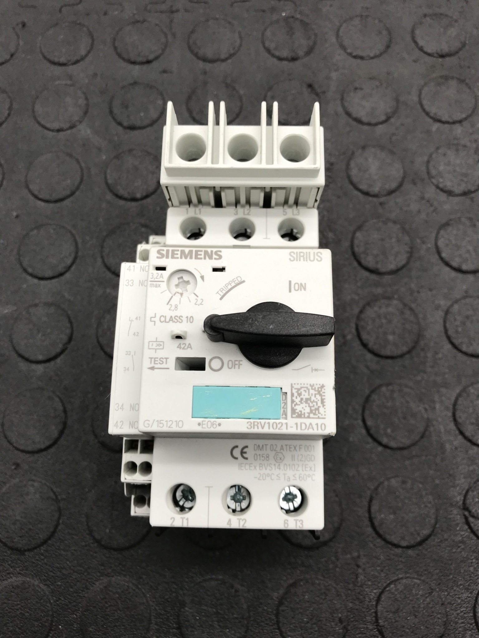 Siemens 3RV1021-1DA10 Motor Protection Circuit Breaker USED 0
