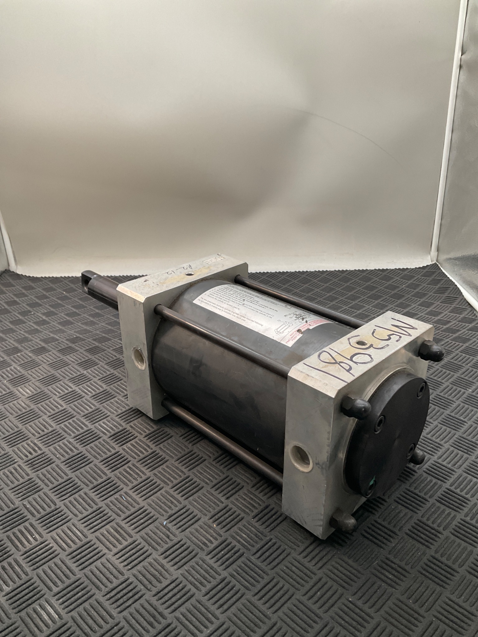 AAC SPR-160 Pneumatic-Hydraulic Cylinder USED 3