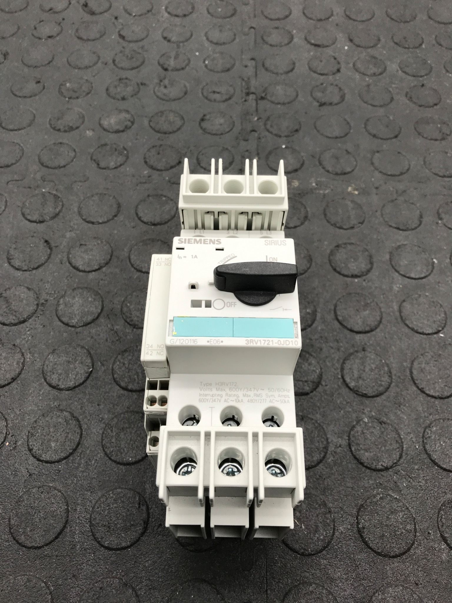 Siemens 3RV1721-0JD10 Motor Protection Circuit Breaker USED 0