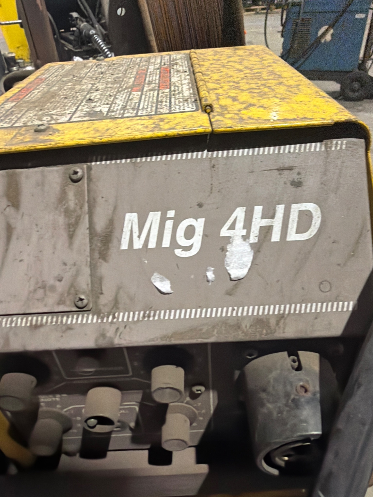 ESAB SVI 300i CVCC Welding Power Source with Mig 4HD Wire Feeder USED 2