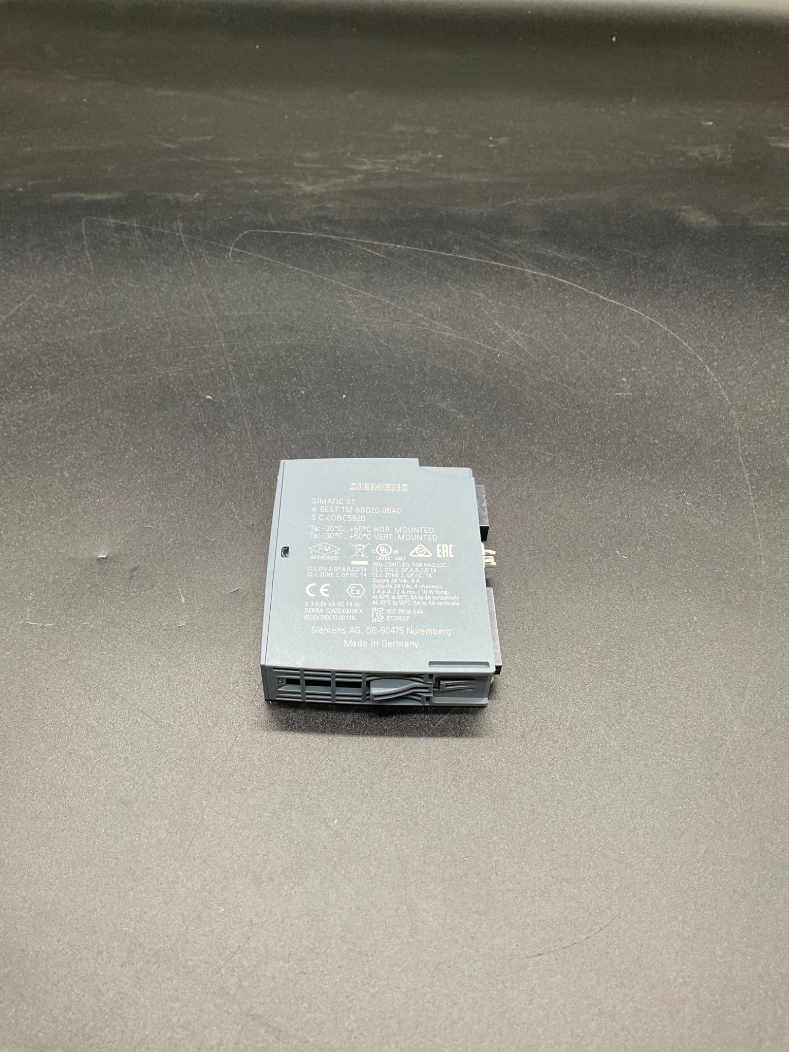 Siemens 6ES7132-6BD20-0BA0 SIMATIC ET 200SP Digital Output Module USED 2