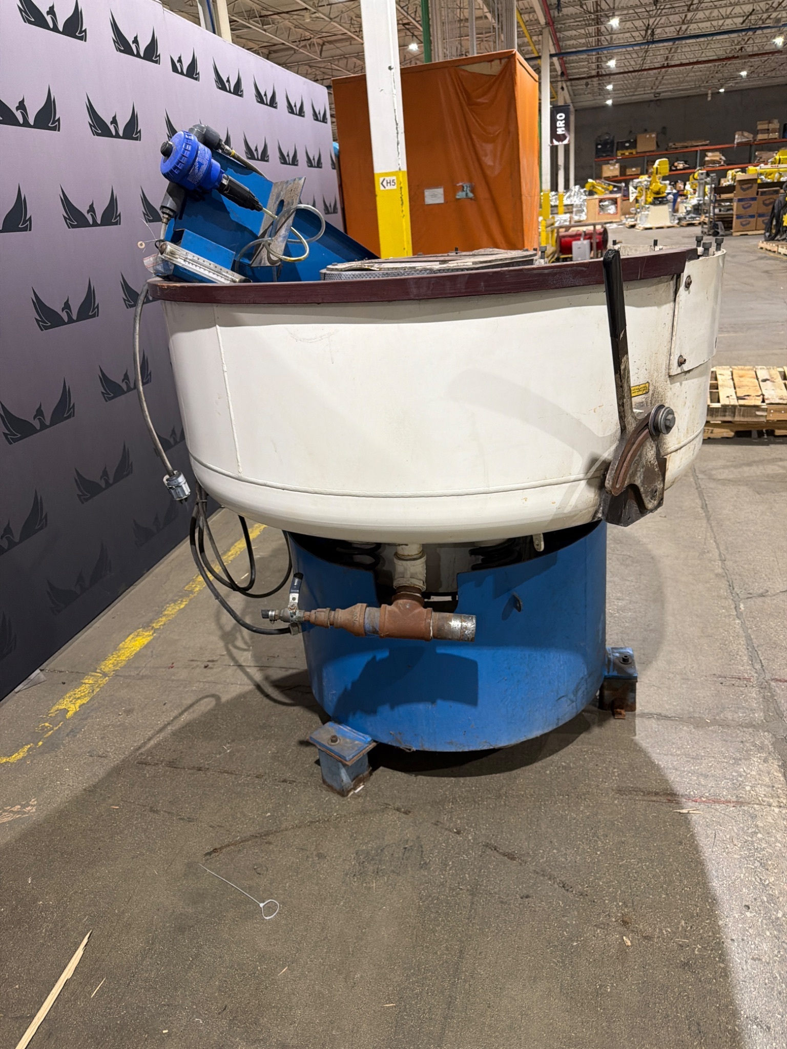 Hammond Roto‑Finish Vortex 12 Vibratory Finishing Machine USED 2