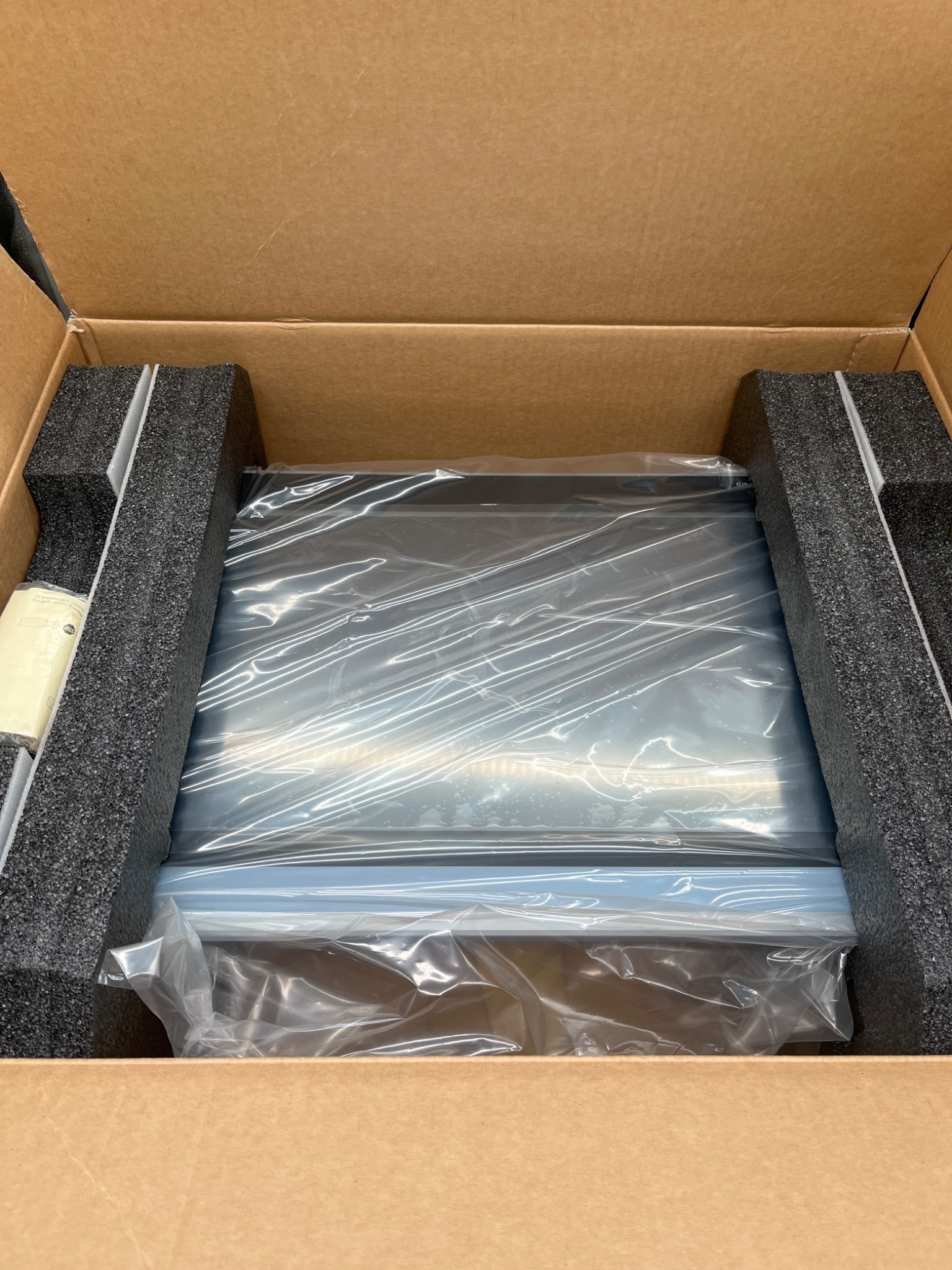 Siemens 6AV7240-8EM07-0PA0 SIMATIC IPC477D Panel PC NEW 3