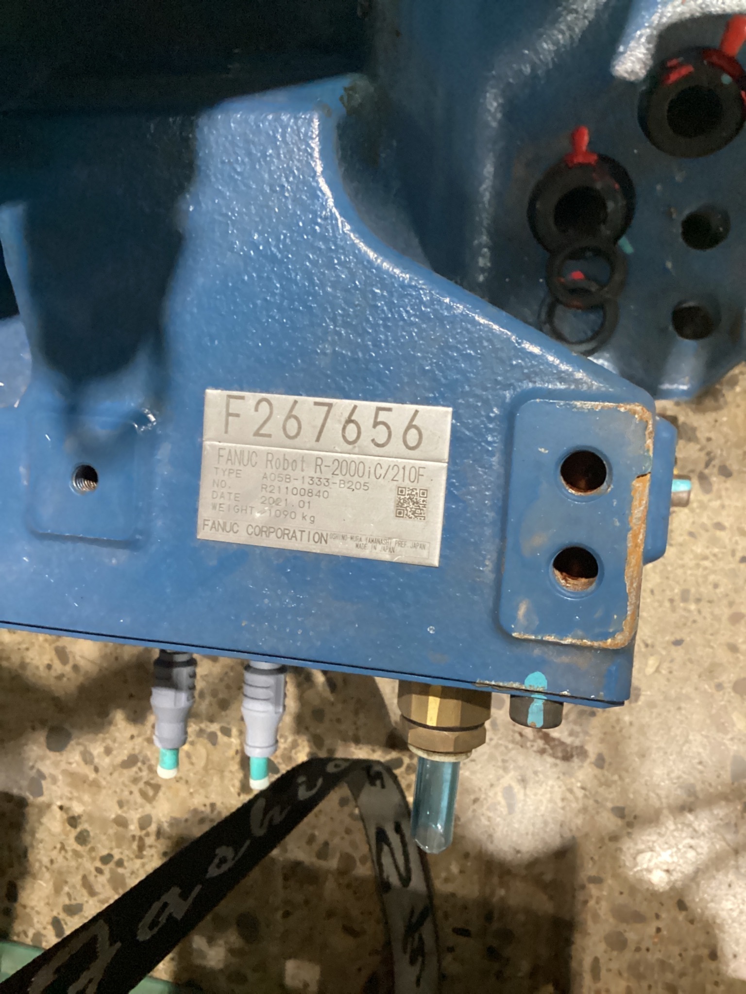 Fanuc R-2000iC/210F Complete with R-30iB Plus Controller USED 9
