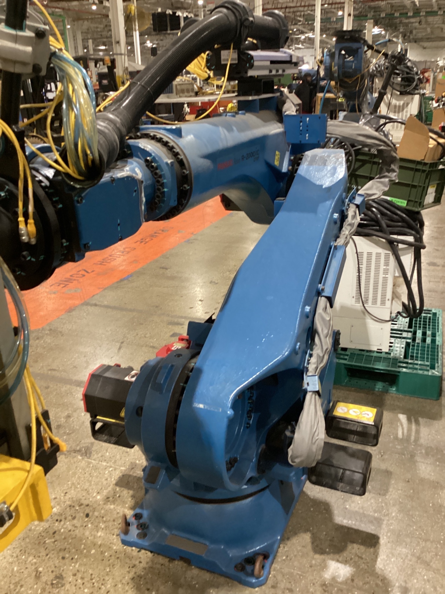 Fanuc R-2000iC/270F Complete with R-30iB Plus Controller USED 5