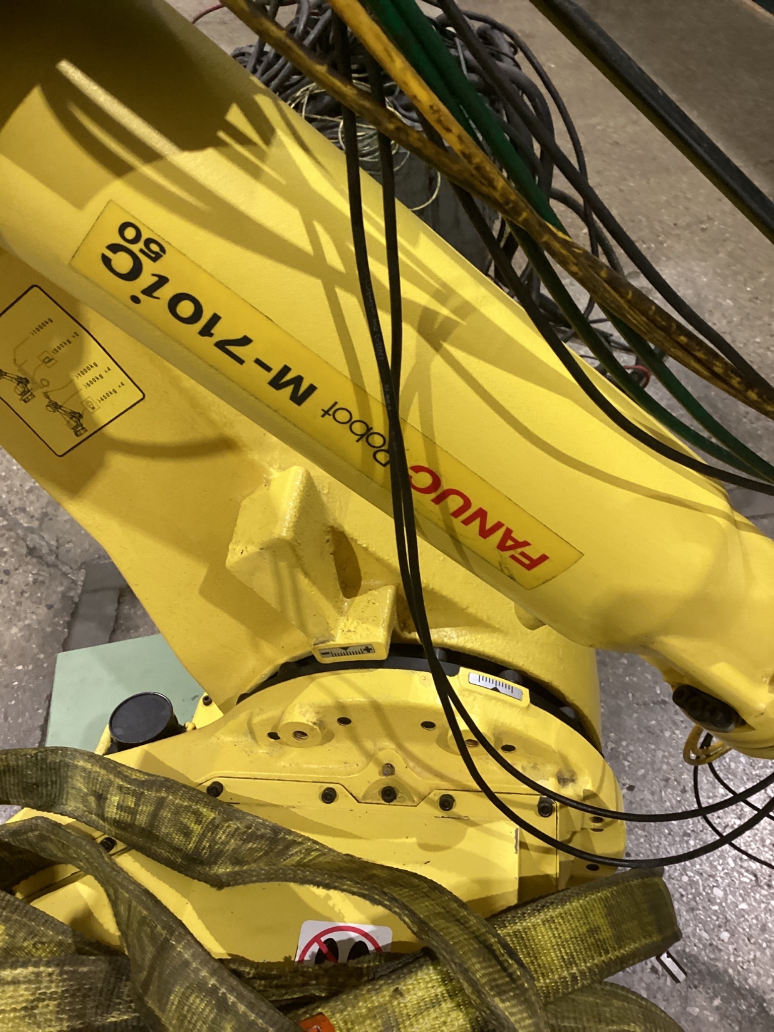 Fanuc M‑710iC/50 Complete with R‑30iB Controller USED 4