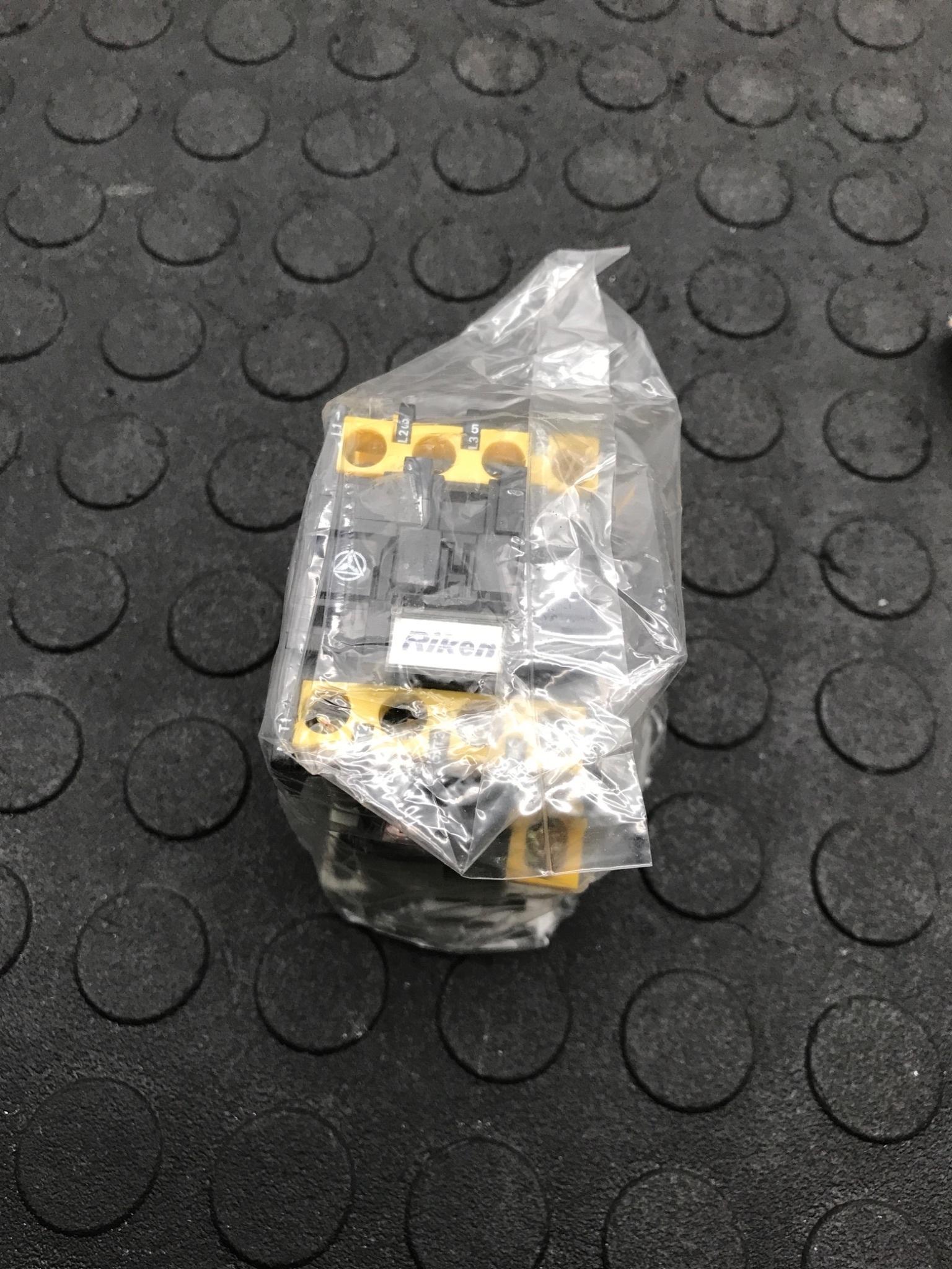RIKEN RAB‑15T10 Magnetic Contactor NEW 1
