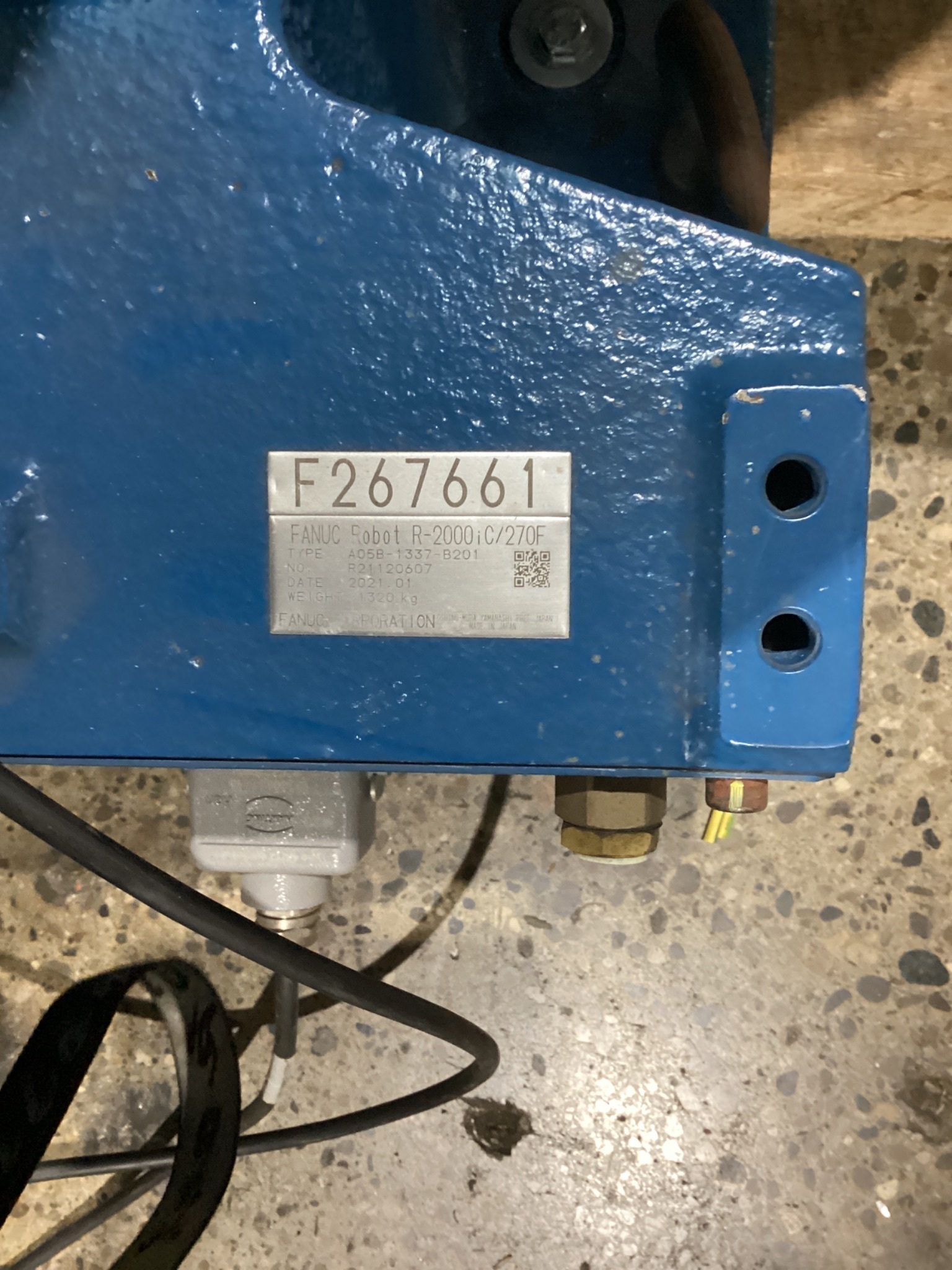 FANUC R‑2000iC/270F Robot w/ R‑30iB PLUS Controls & Spot Welding EOAT USED 10