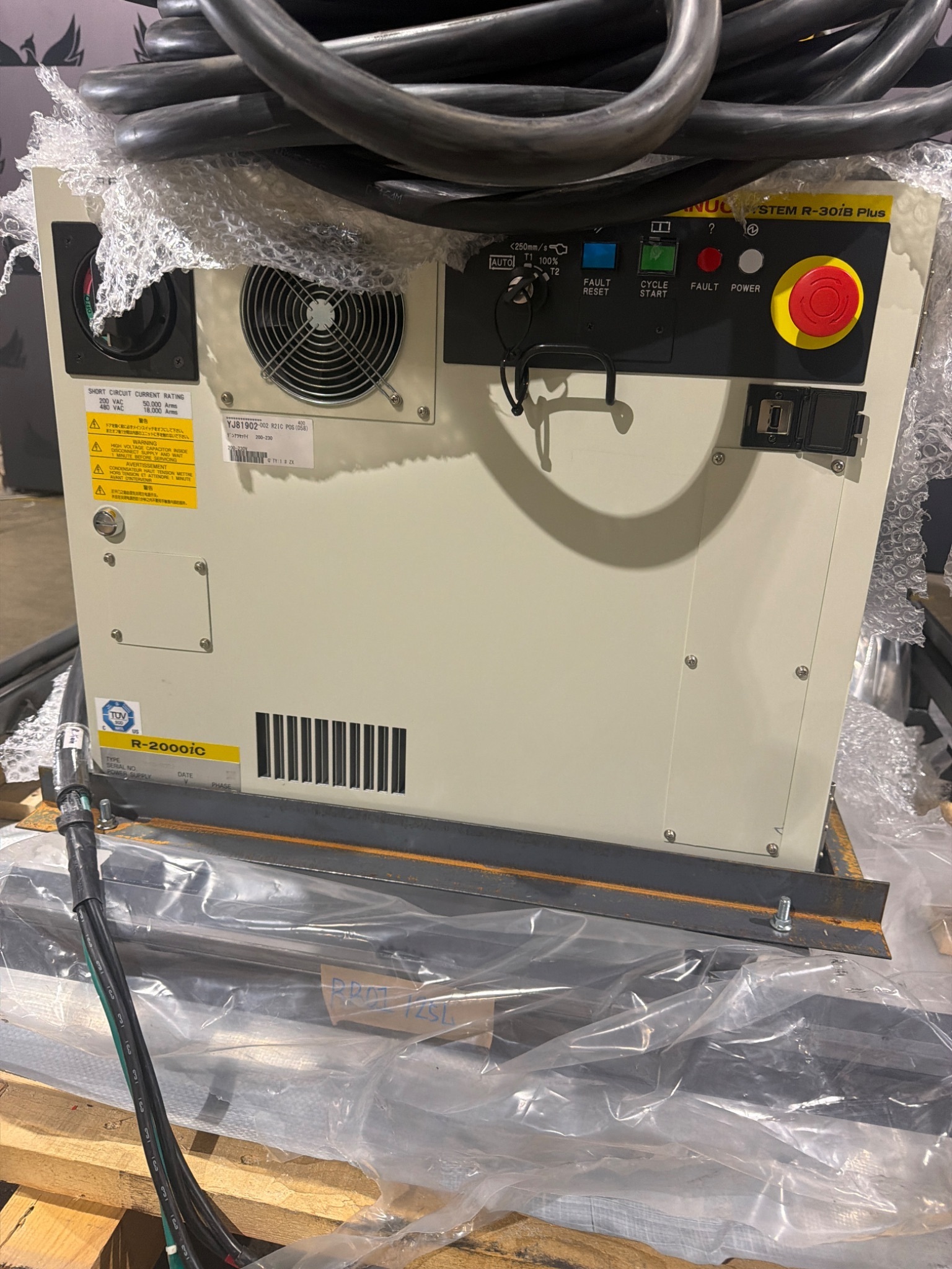 FANUC R‑2000iC/125L Robot Complete with R‑30iB Plus Controller USED 2