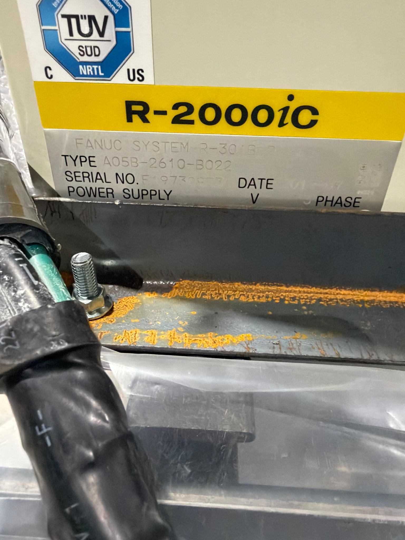 FANUC R‑2000iC/125L Robot Complete with R‑30iB Plus Controller USED 4
