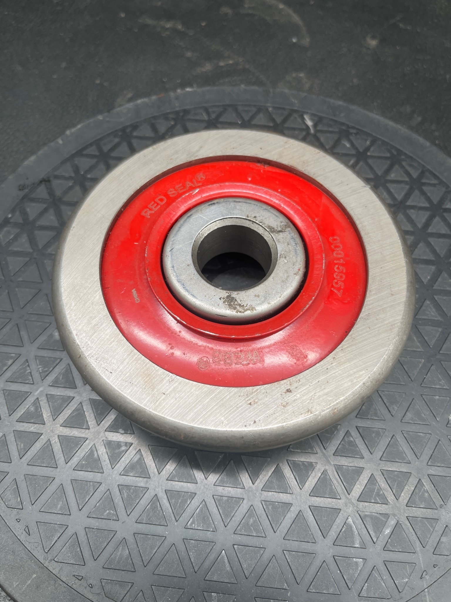WEBB RED SEAL Ball Bearing #15957 USED 1