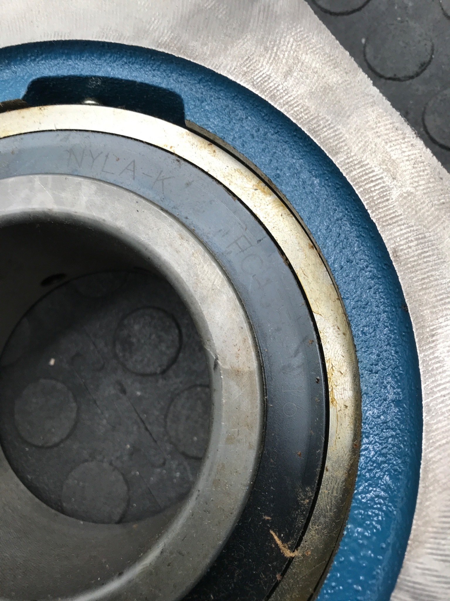 MB MANUFACTURING FC4353‑716 Flange Mounted Ball Bearing USED 3