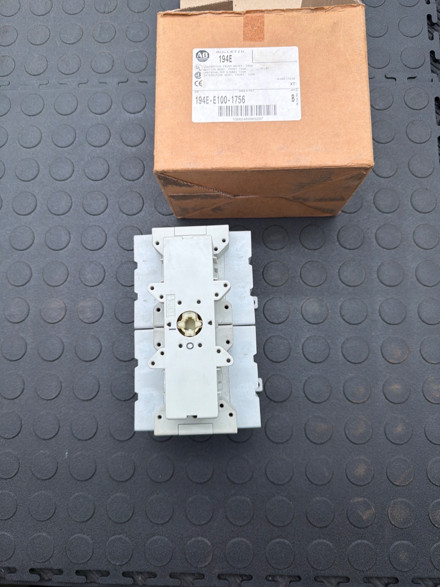 ALLEN‑BRADLEY 194E‑E100‑1756 Disconnect Switch NEW 0