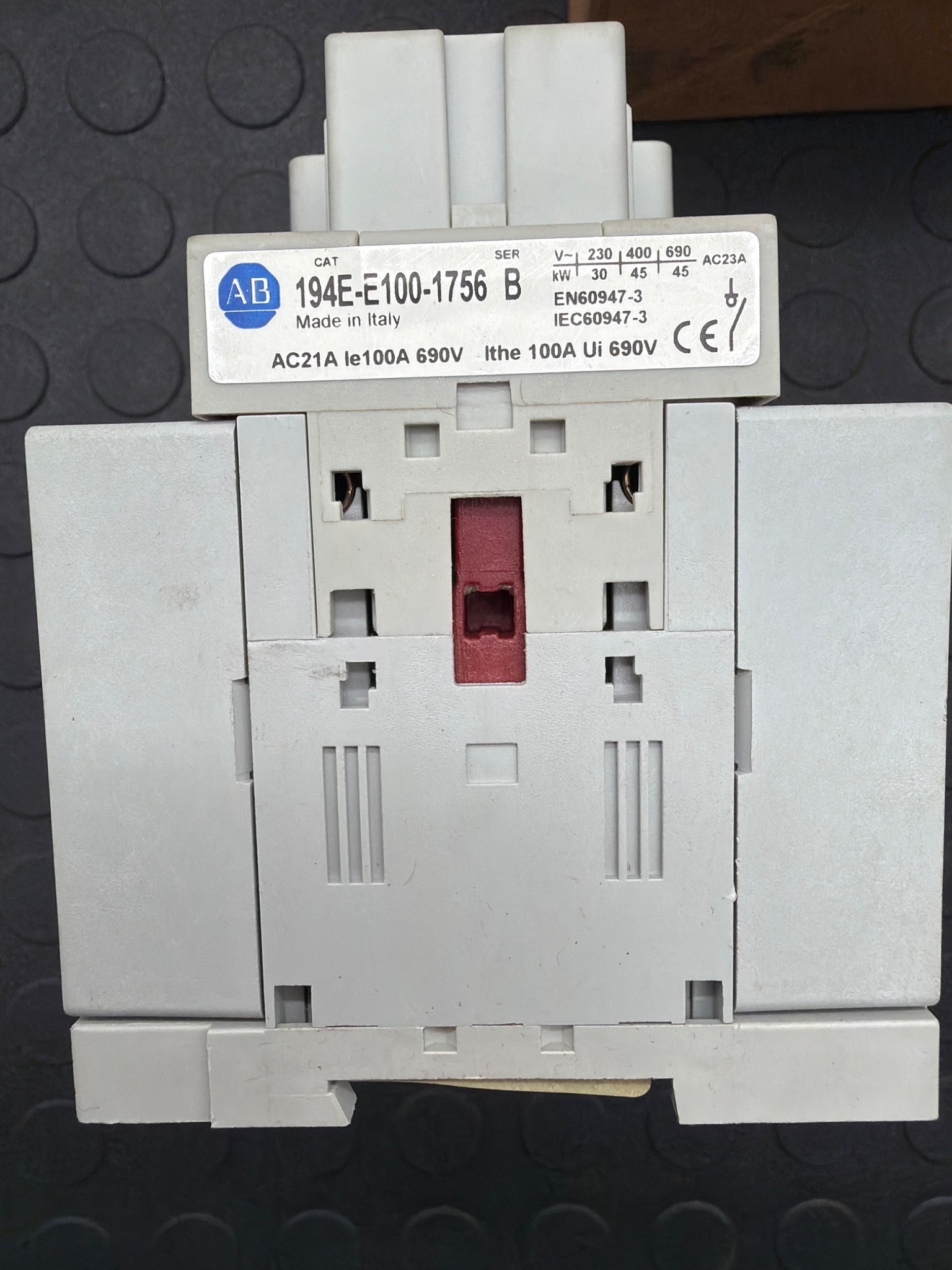 ALLEN‑BRADLEY 194E‑E100‑1756 Disconnect Switch NEW 2