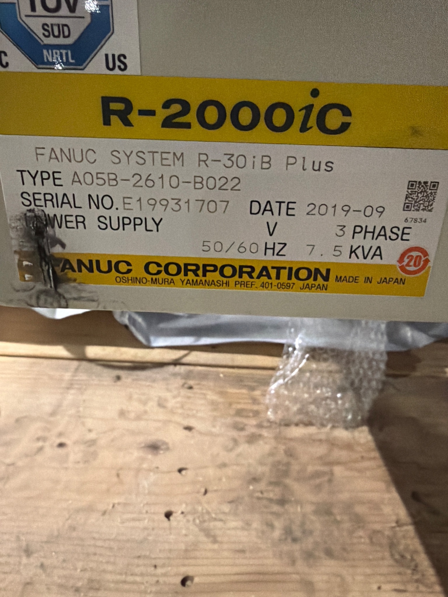 FANUC R‑2000iC/165F Complete with R‑30iB Plus Controller USED 13