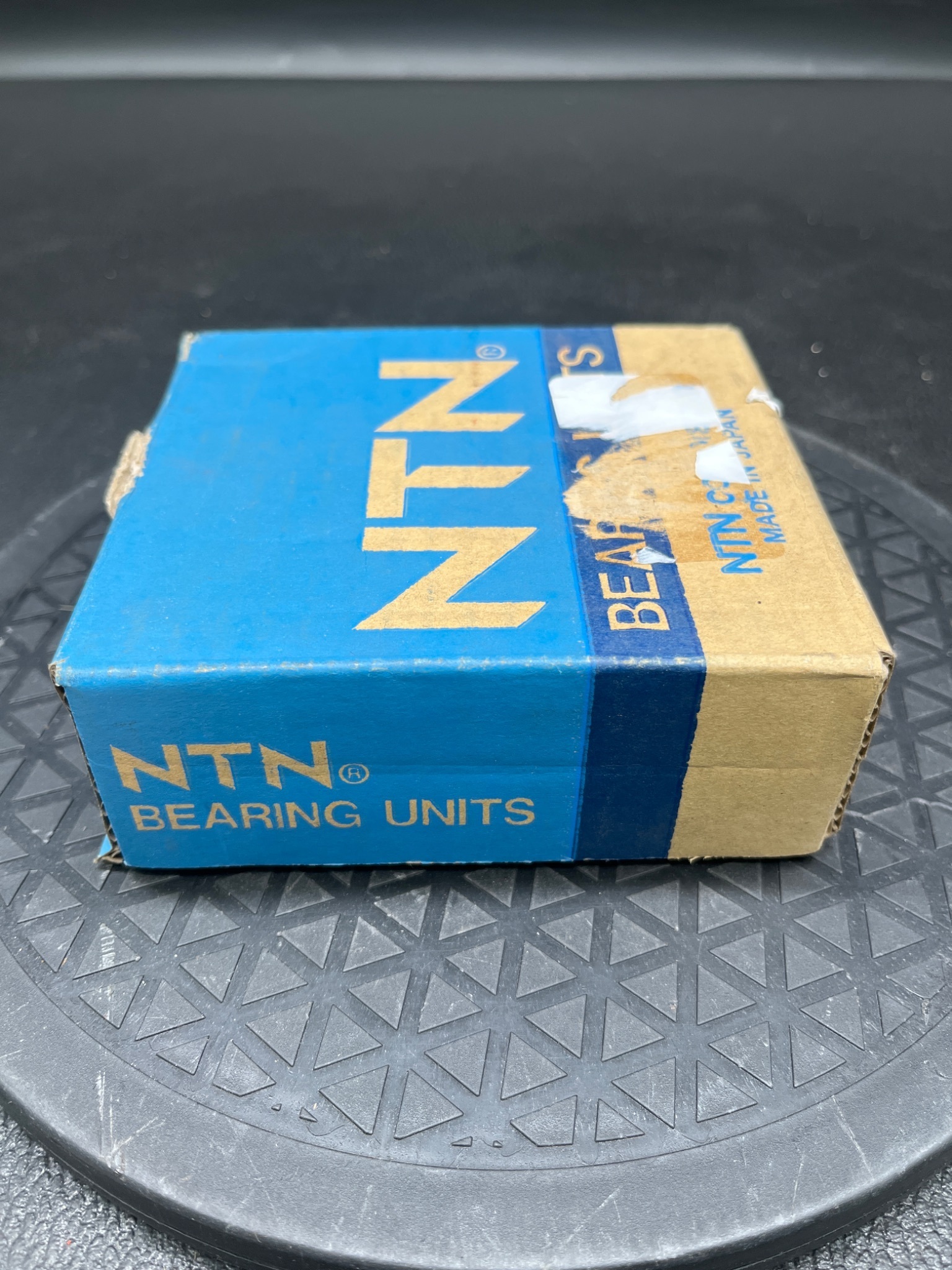 NTN UCT206D1 Take‑Up Ball Bearing Unit NEW 1