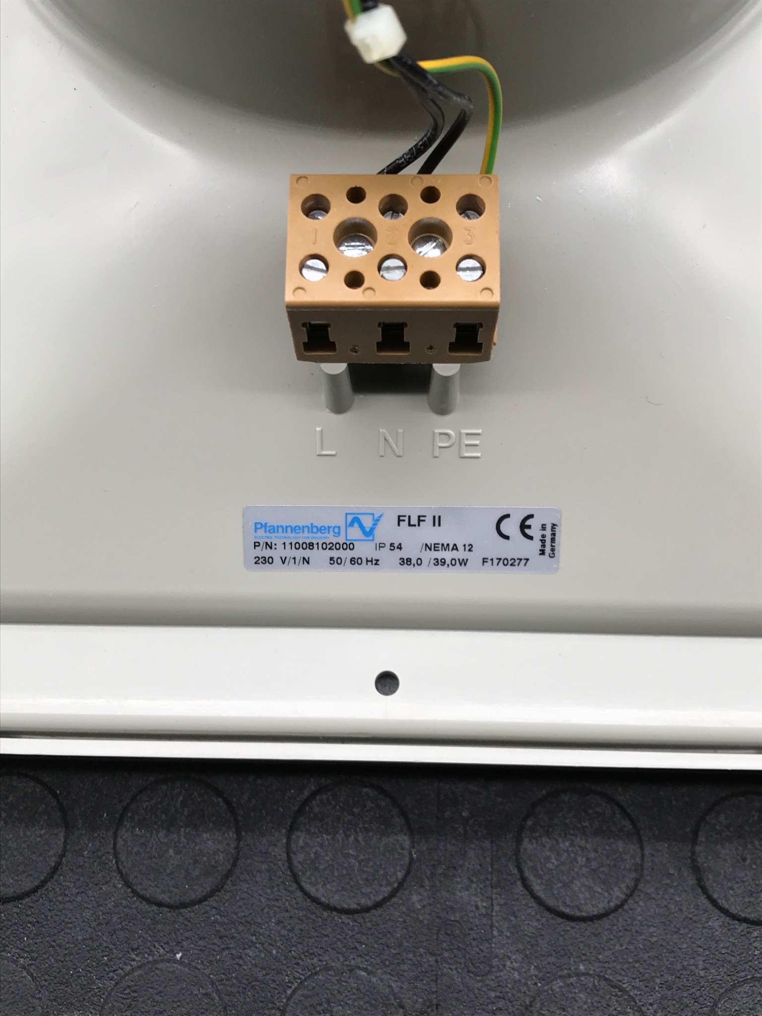 PFANNENBERG 11008102000 FLF II Filter Fan 230V USED 2
