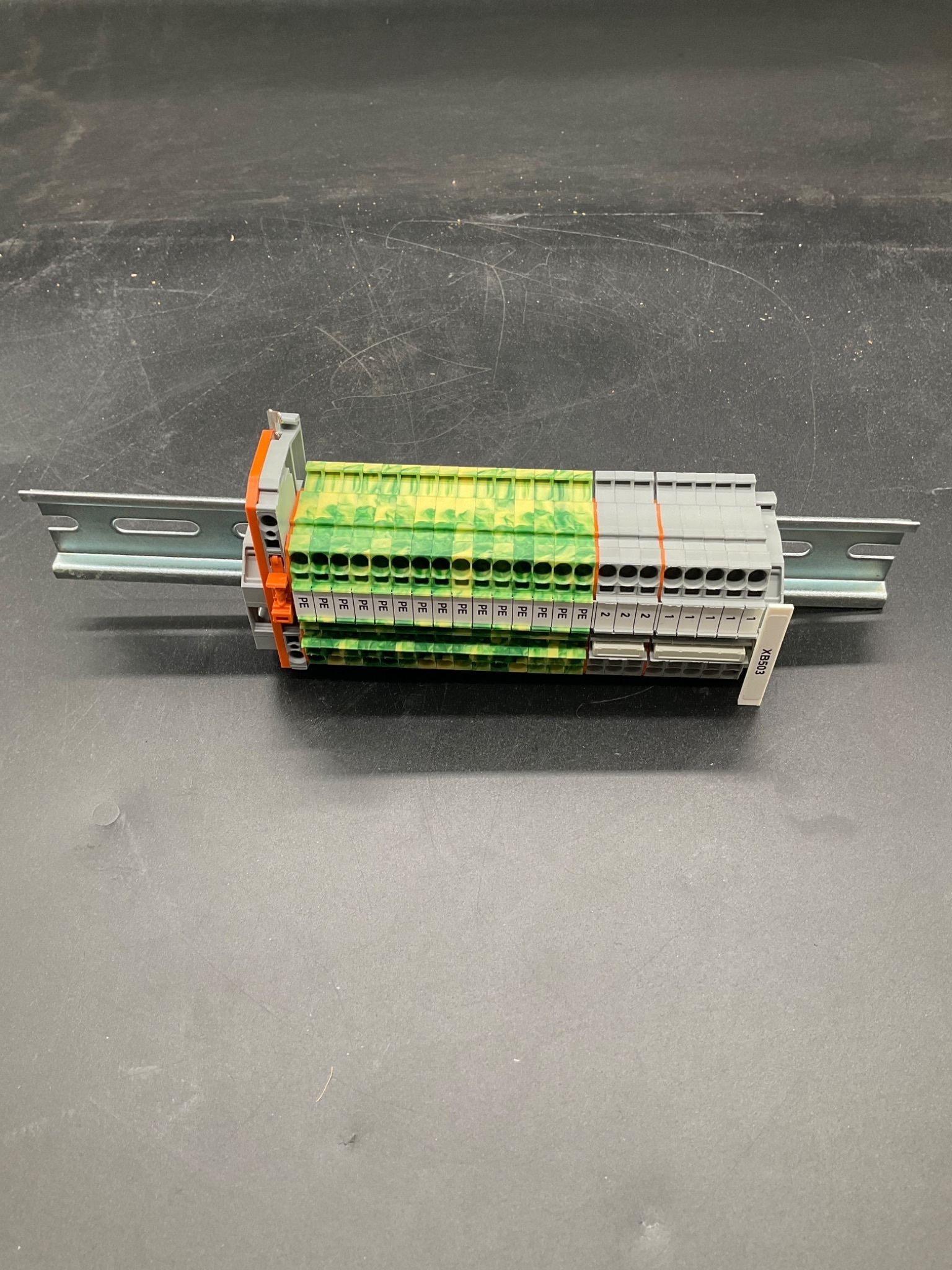 WAGO 8001‑099/Z000‑0149 Terminal Block Assembly USED 5