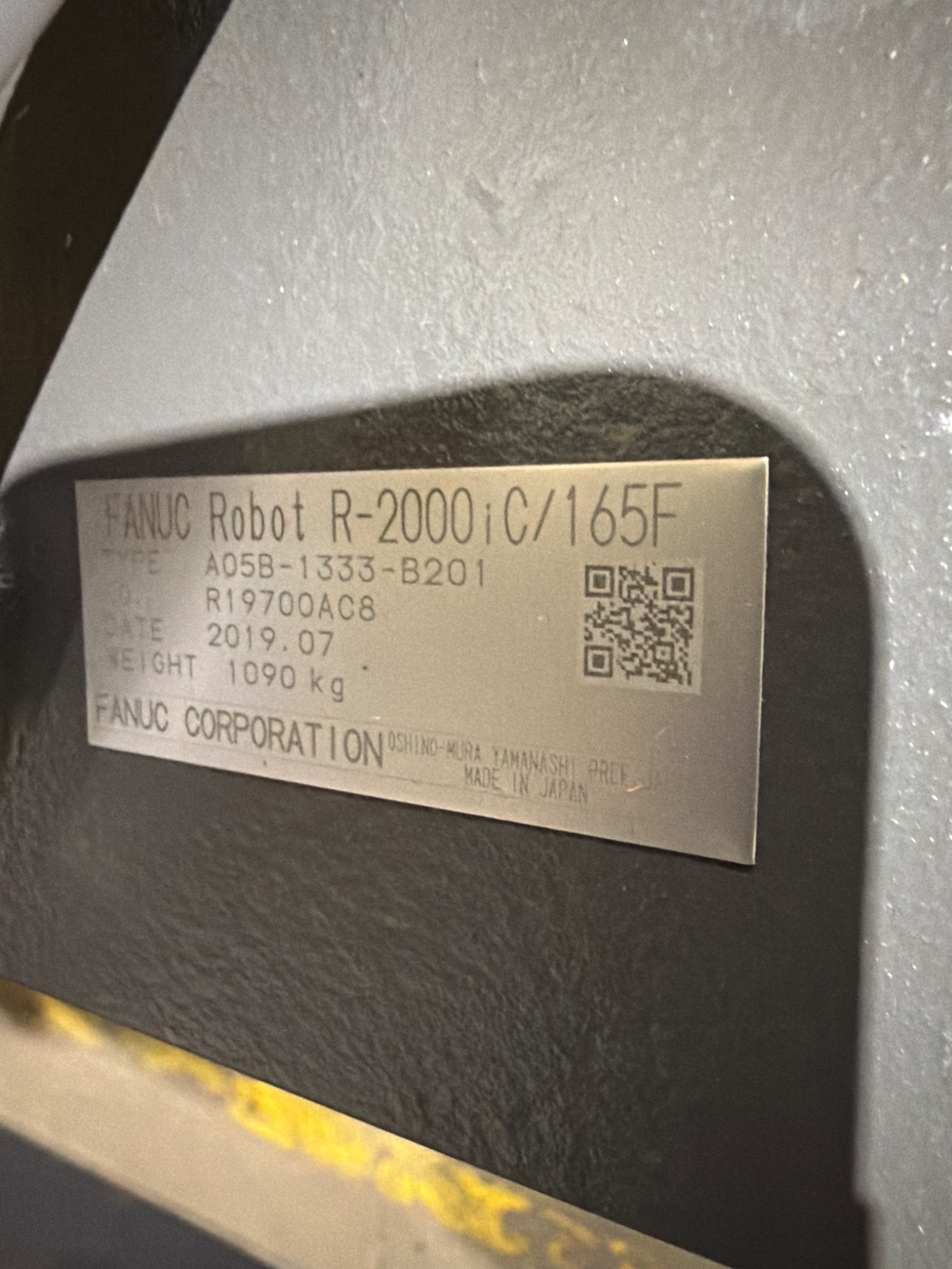 FANUC R‑2000iC/165F Complete with R‑30iB Plus Controller USED 4