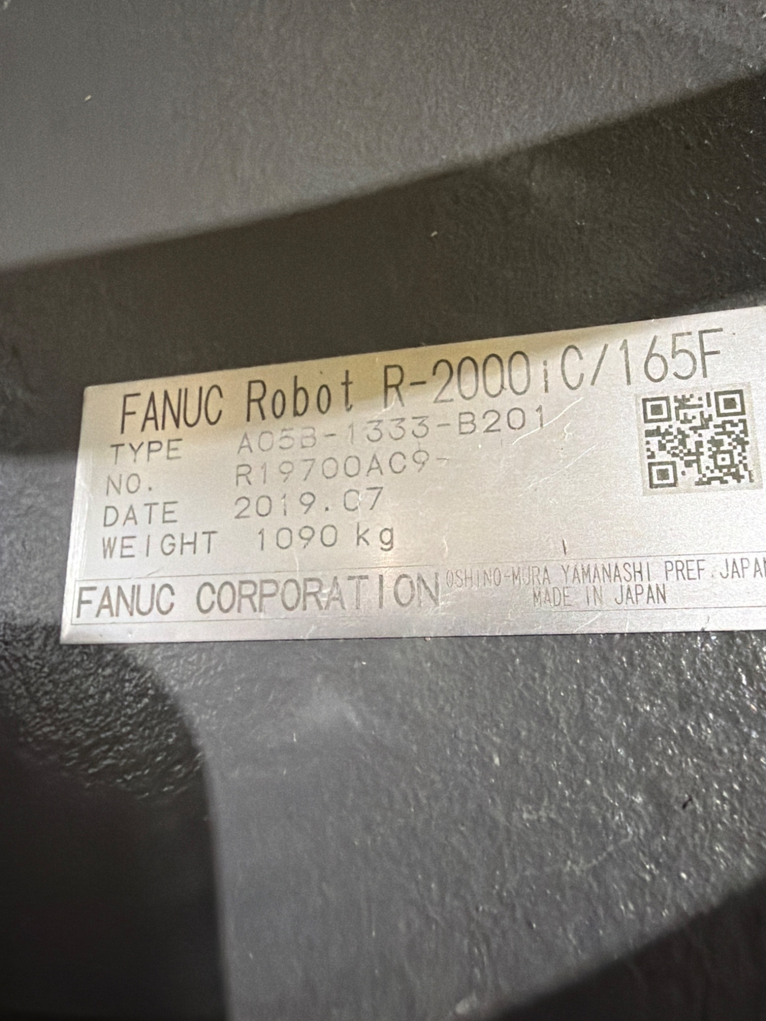 FANUC R‑2000iC/165F Complete with R‑30iB Plus Controller USED 5