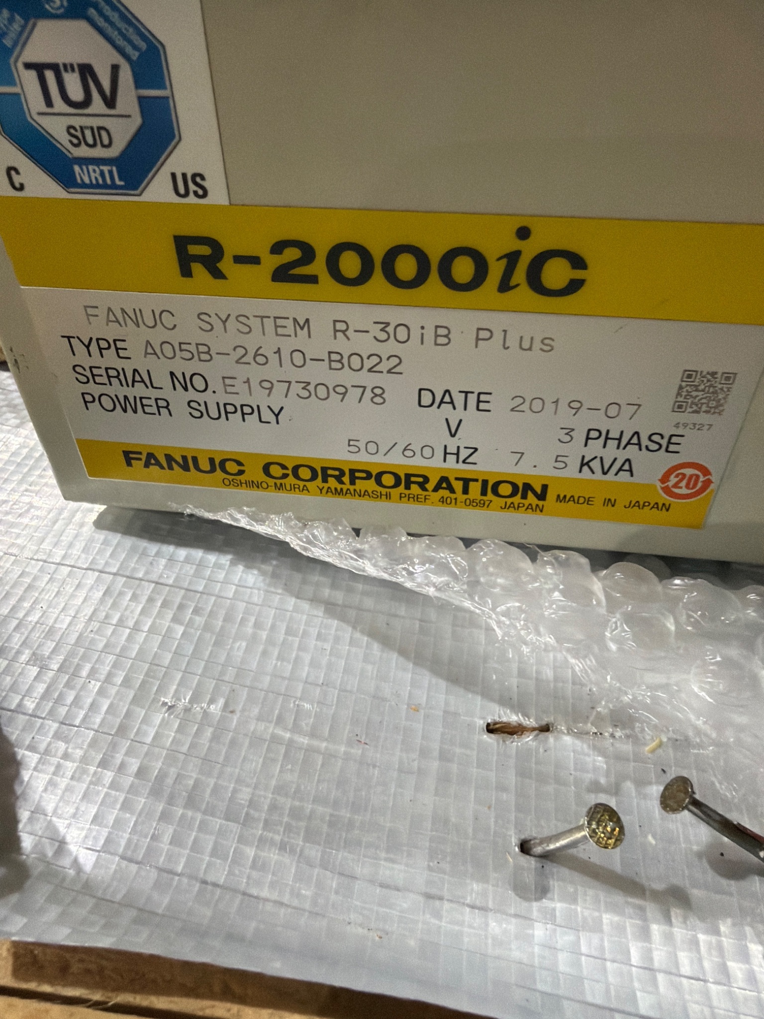 FANUC R‑2000iC/165F Complete with R‑30iB Plus Controller USED 10