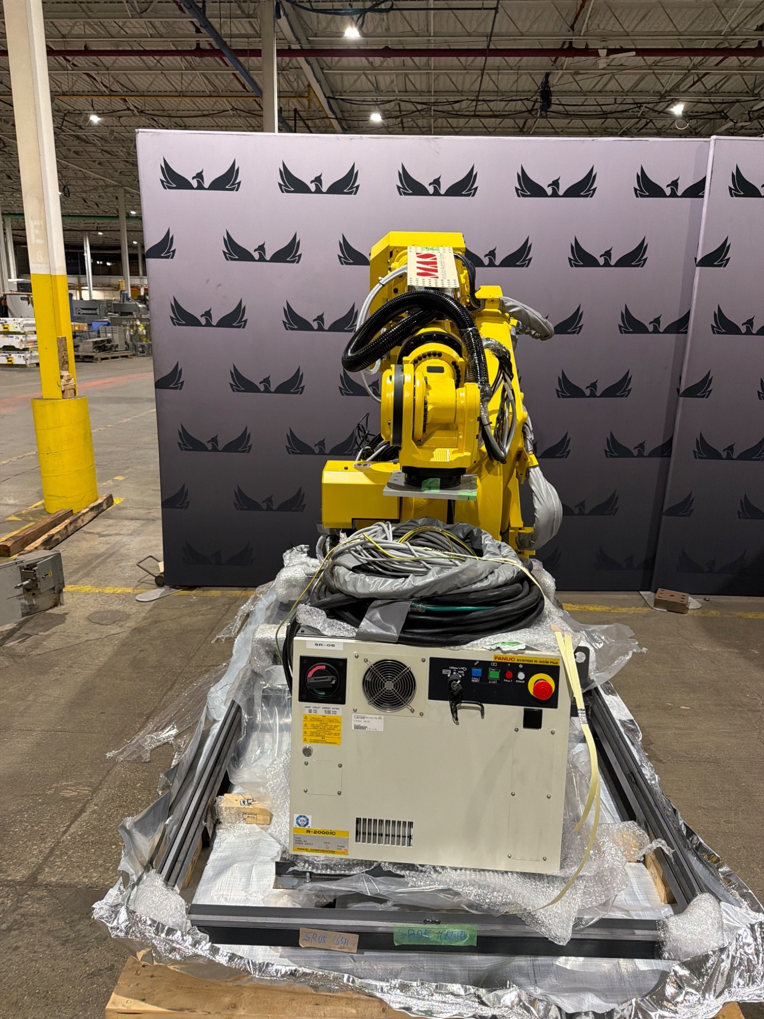 FANUC R‑2000iC/165F Complete with R‑30iB Plus Controller USED 1