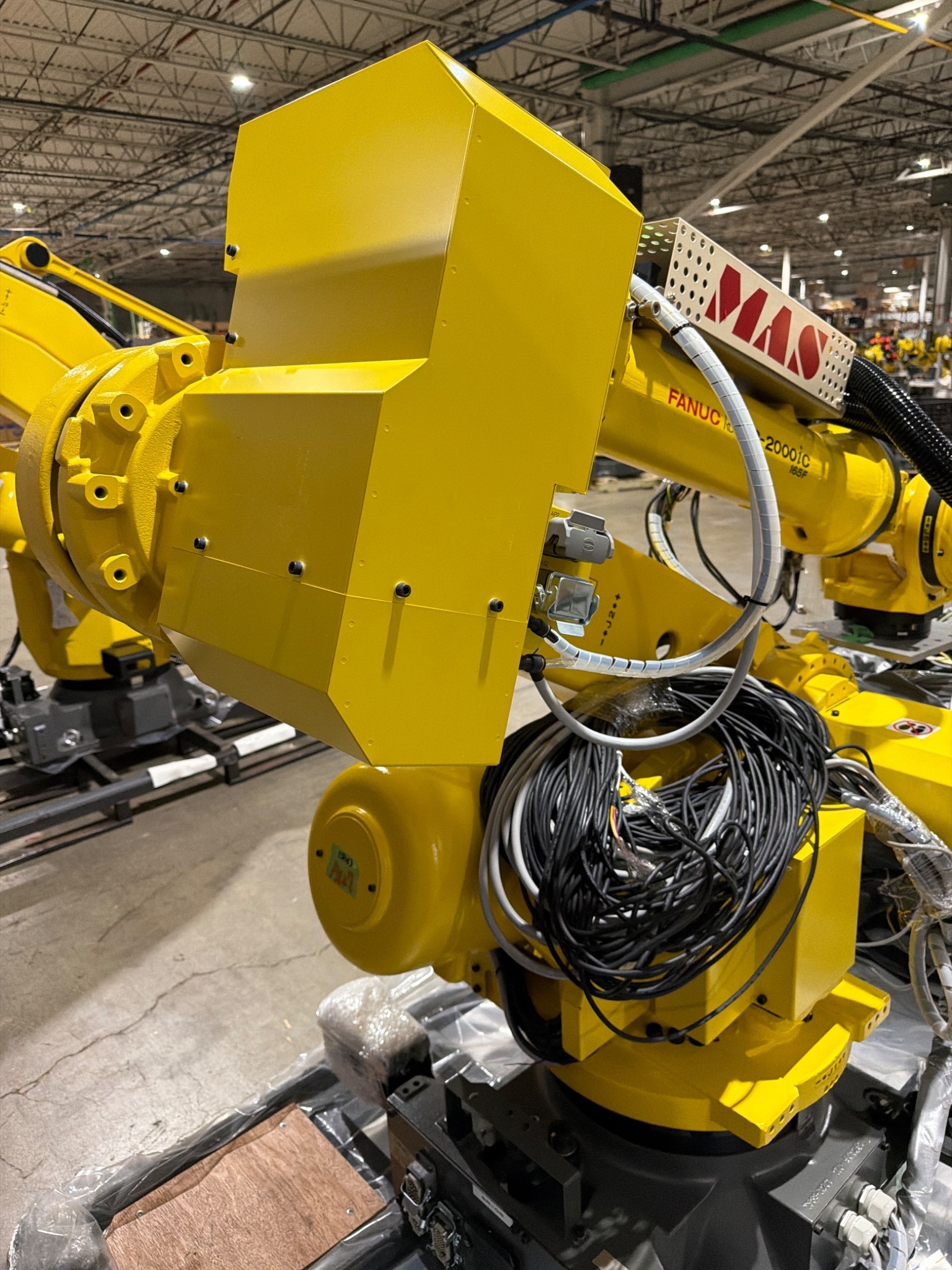 FANUC R‑2000iC/165F Complete with R‑30iB Plus Controller USED 6