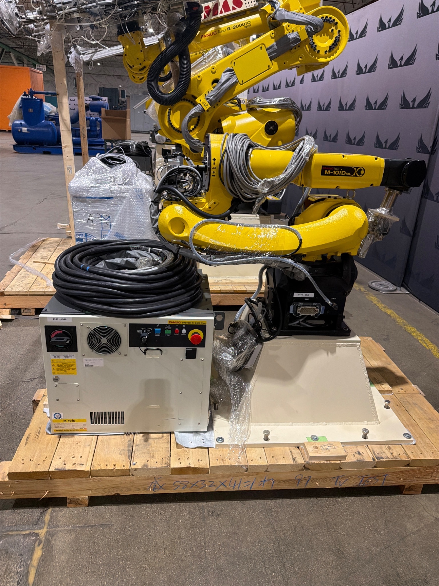 FANUC M‑10iD/10L Complete with R‑30iB Plus Controller USED 1