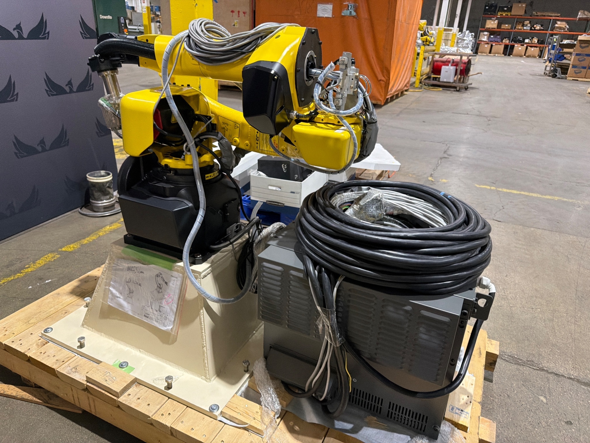 FANUC M‑10iD/10L Complete with R‑30iB Plus Controller USED 4