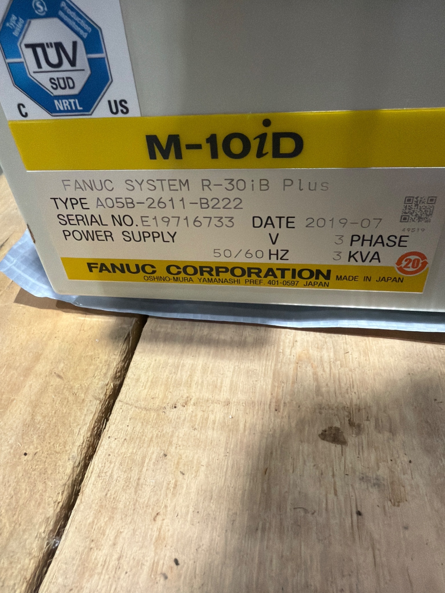 FANUC M‑10iD/10L Complete with R‑30iB Plus Controller USED 11