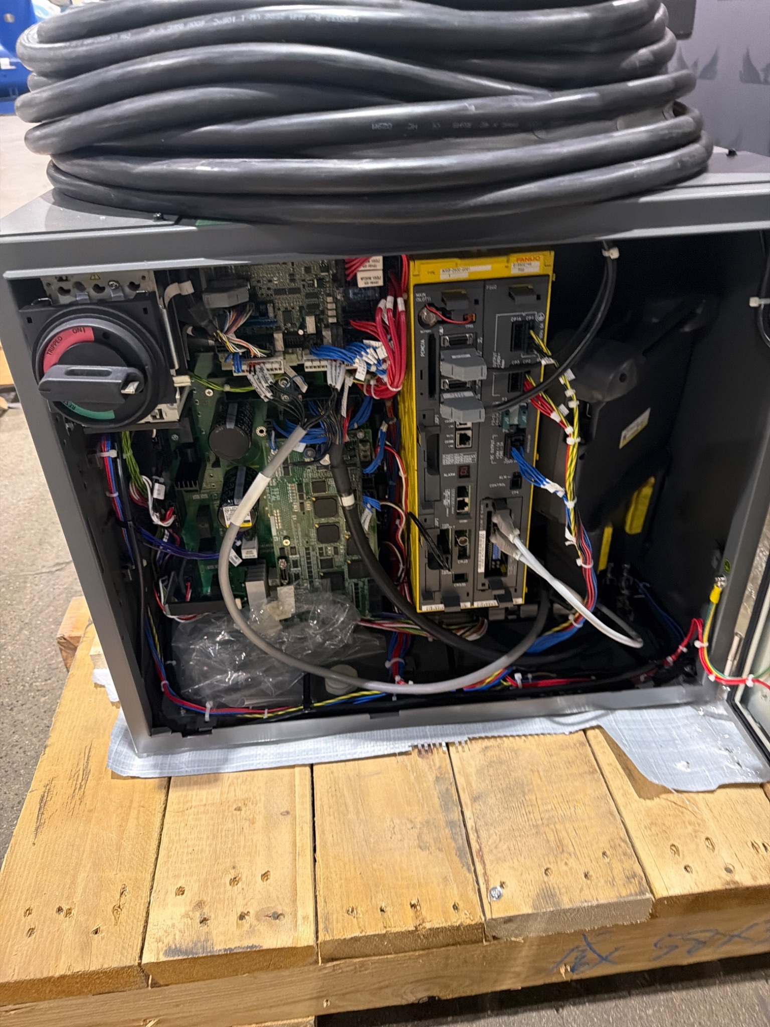 FANUC M‑10iD/10L Complete with R‑30iB Plus Controller USED 12
