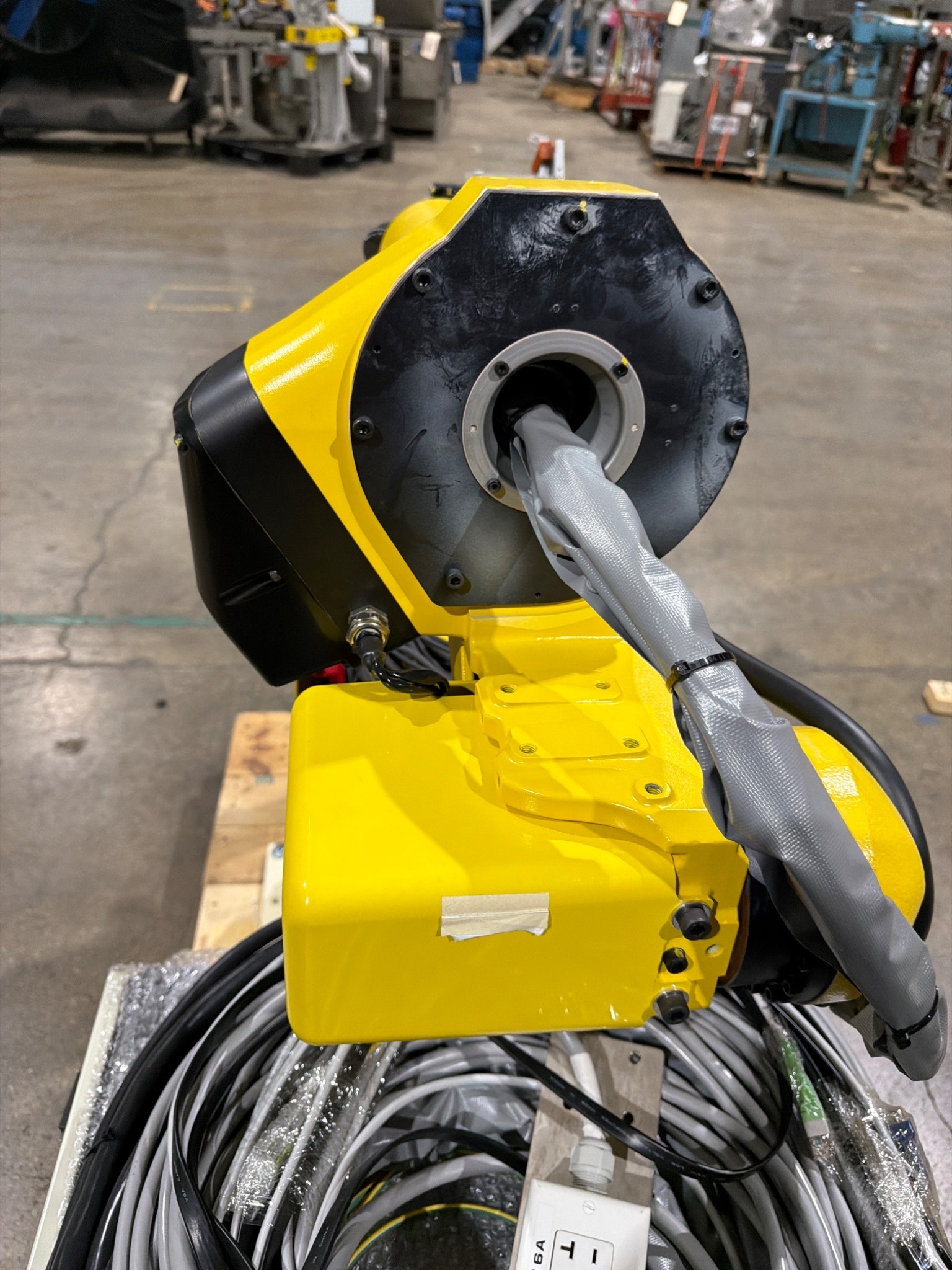 FANUC M‑10iD/10L Complete with R‑30iB Plus Controller USED 12