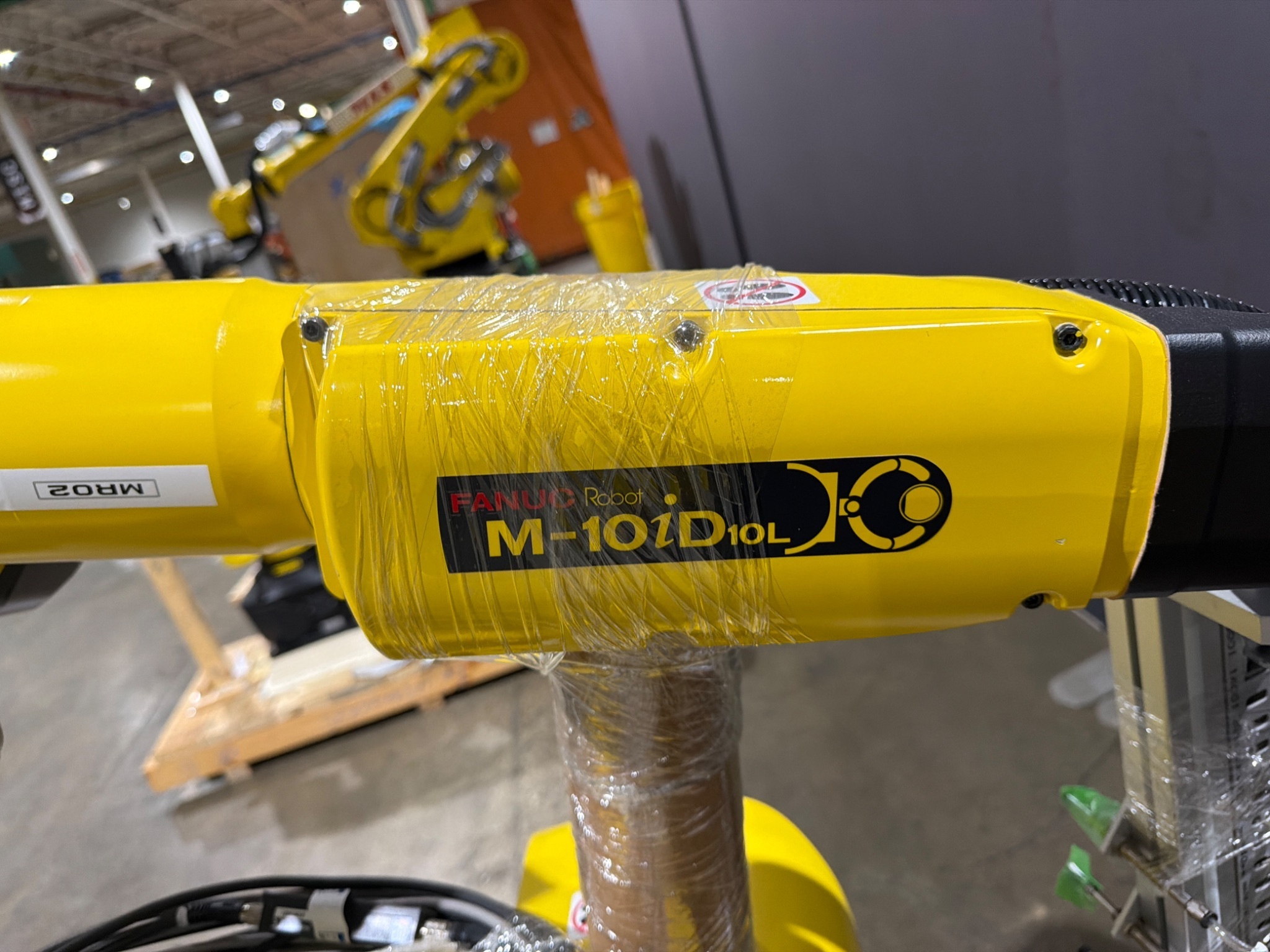 FANUC M‑10iD/10L Complete with R‑30iB Plus Controller USED 6