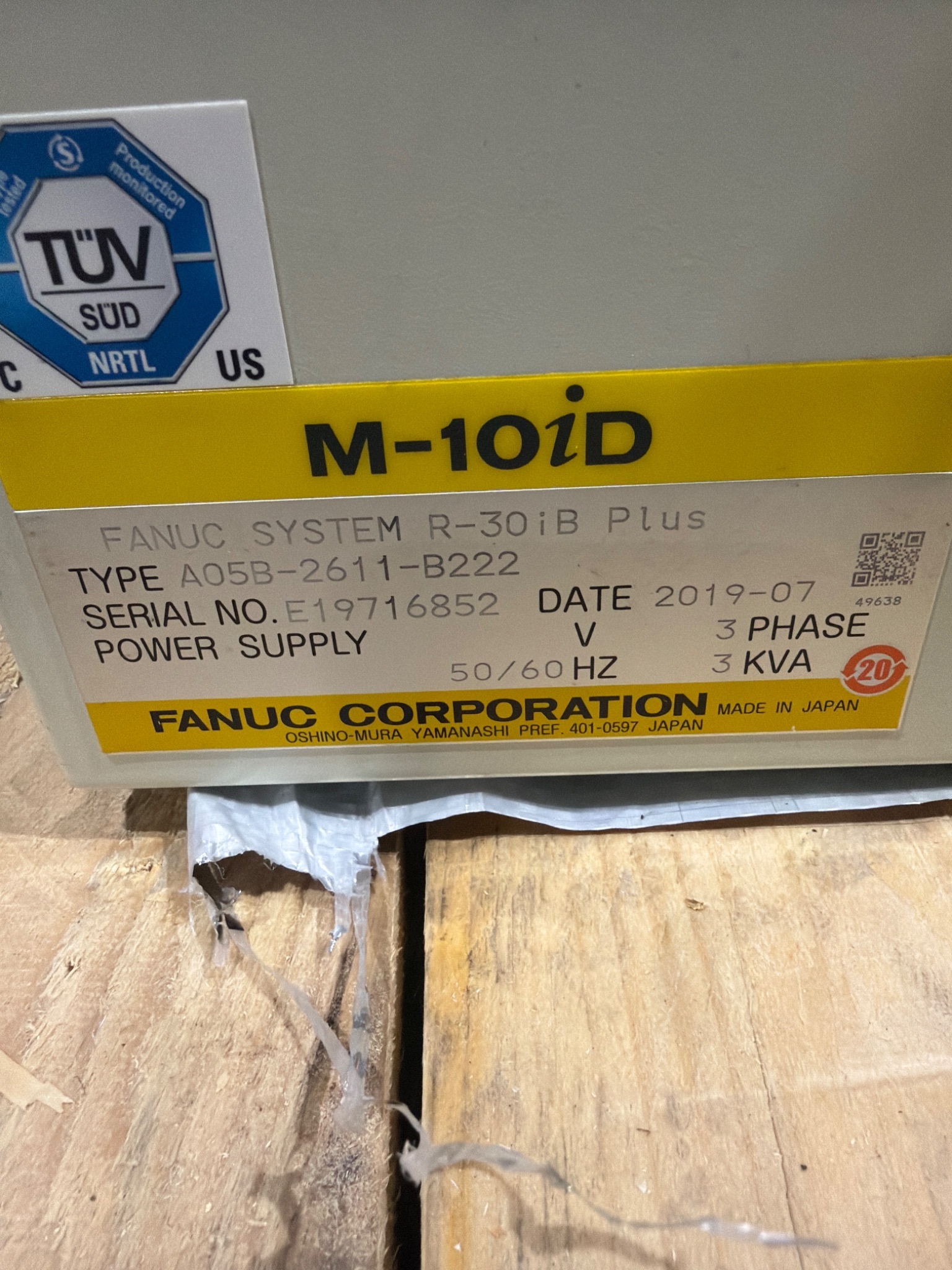 FANUC M‑10iD/10L Complete with R‑30iB Plus Controller USED 11