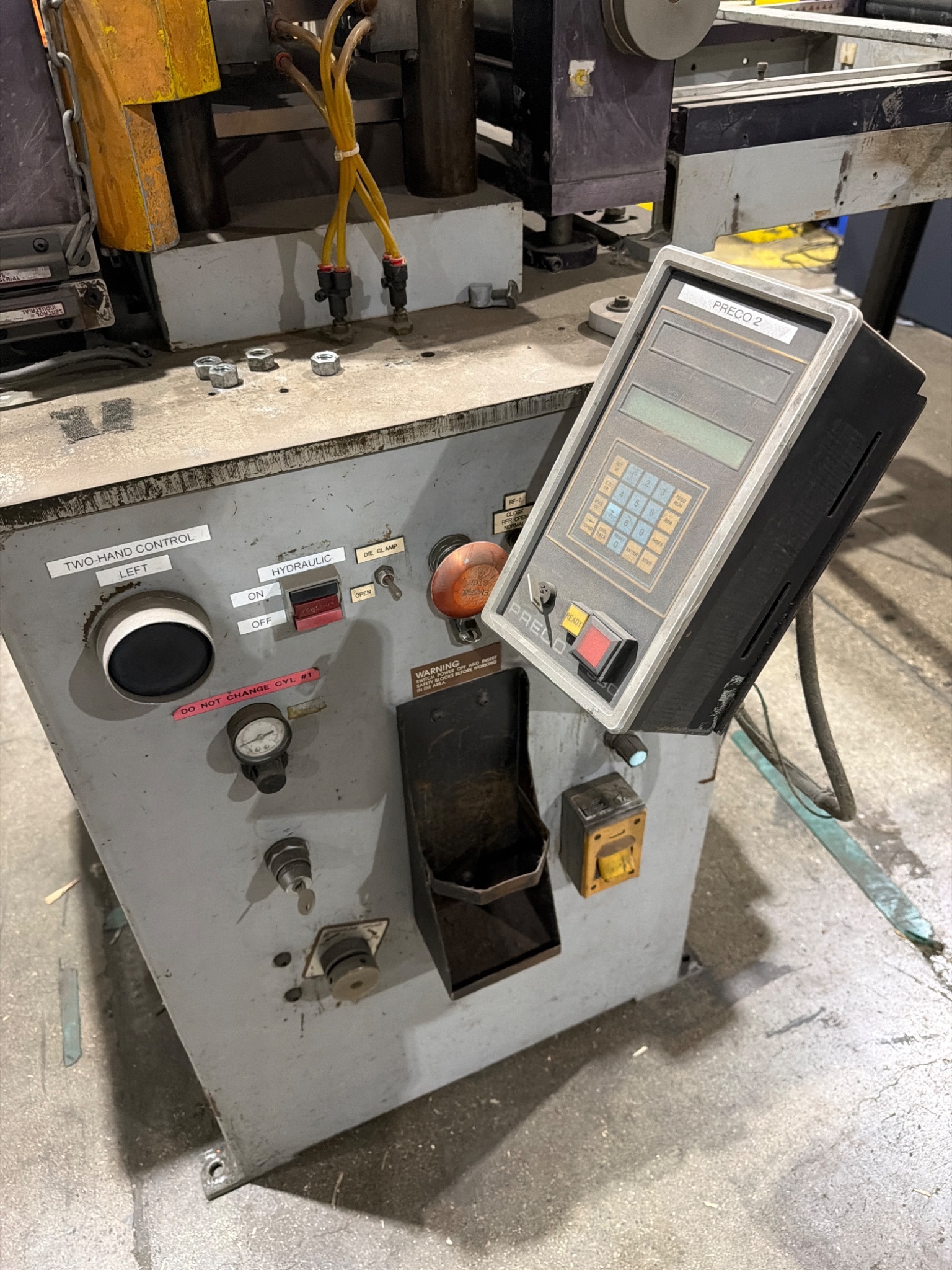 PRECCO 1220‑L 40 Ton Press USED - For Parts Only 6