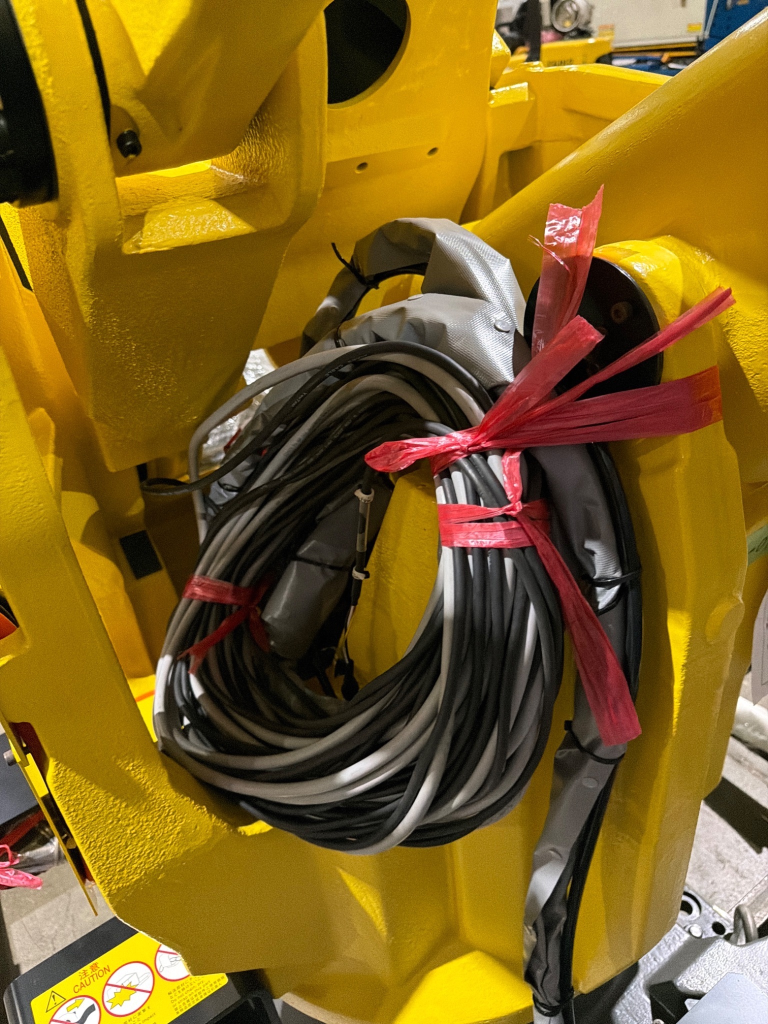 FANUC M‑410iC/500 Complete with R‑30iB Plus Controller USED 7