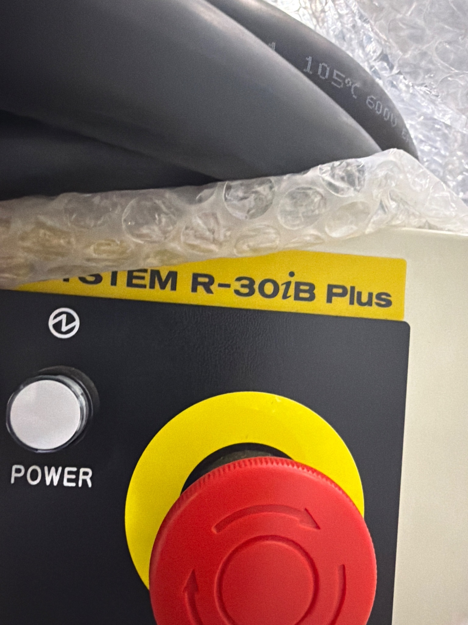 FANUC M‑410iC/500 Complete with R‑30iB Plus Controller USED 9