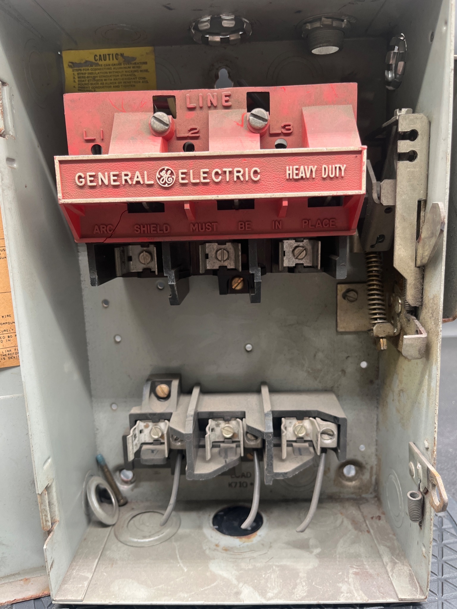 GENERAL ELECTRIC TH3361 Heavy Duty Safety Switch USED 5