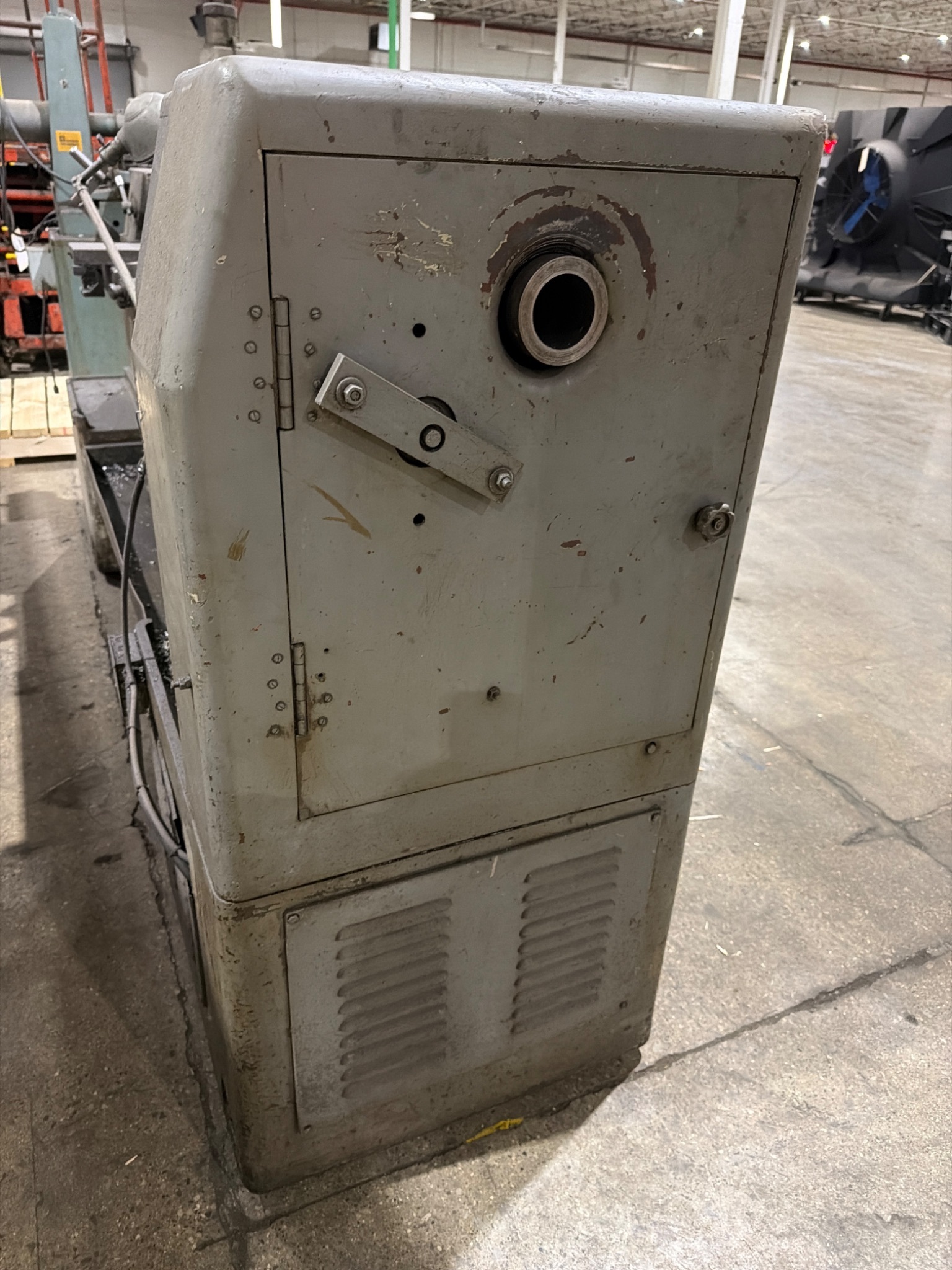 KBC/San Yuen GRIP-1859 Engine Lathe USED 6