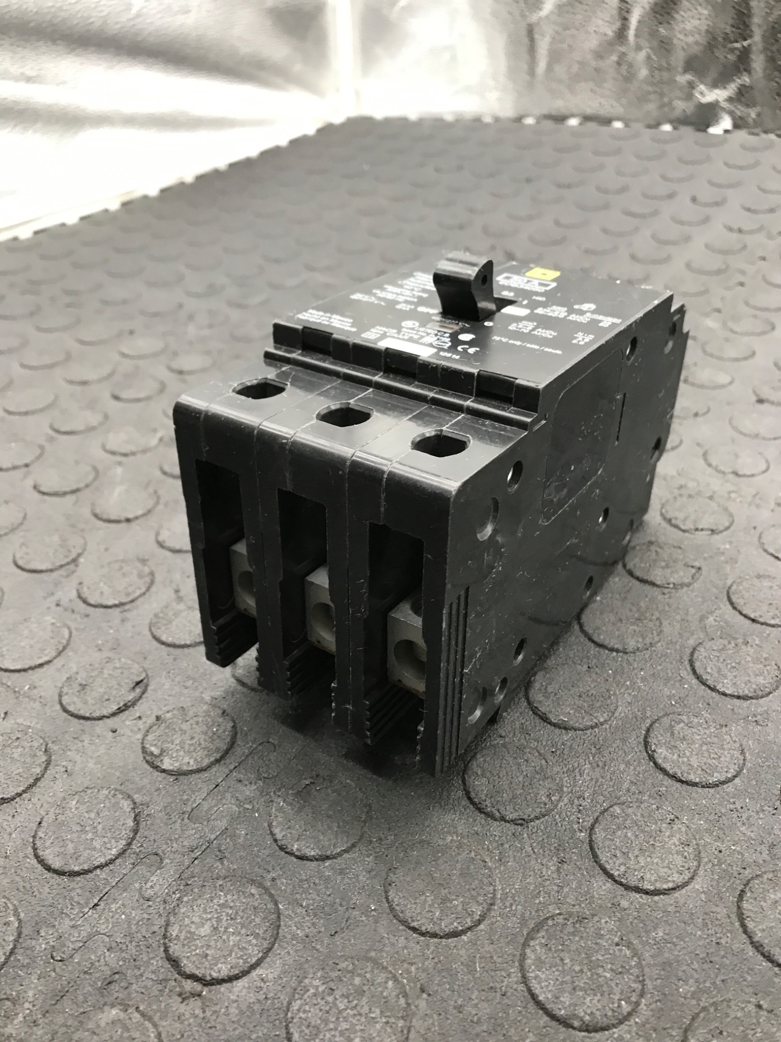 Square D EDB34050 Molded Case Circuit Breaker USED 2