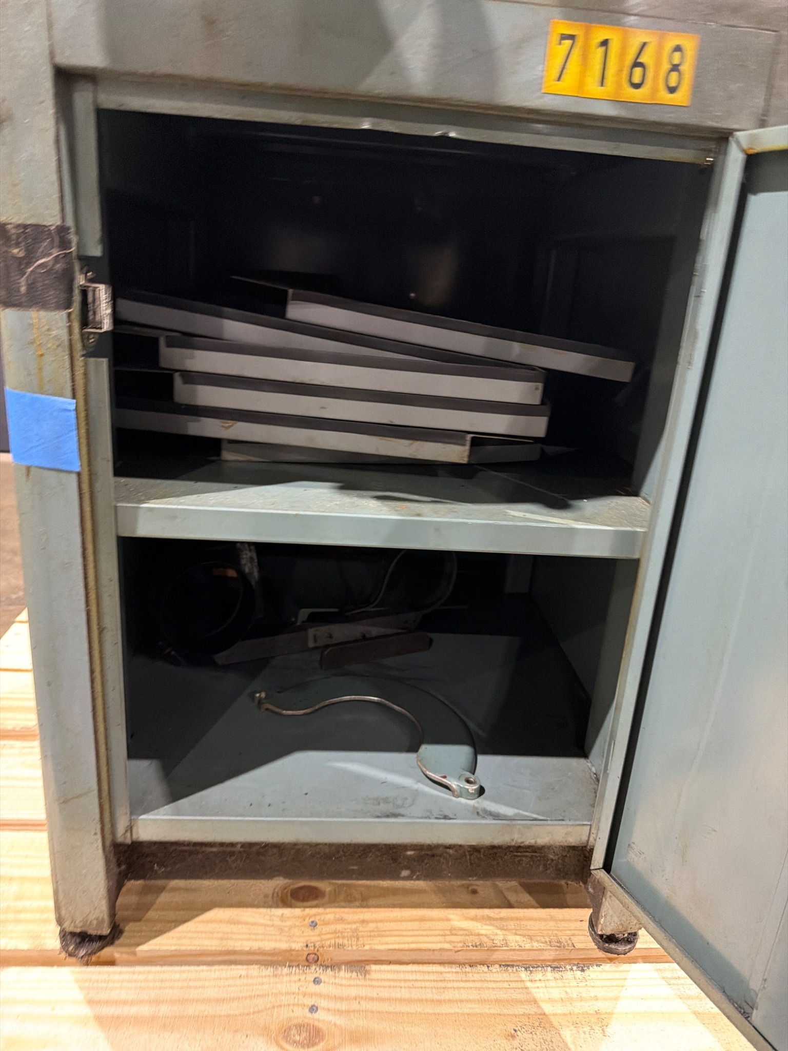 Harig Super 612 Surface Grinder with Magnetic Chuck USED 1
