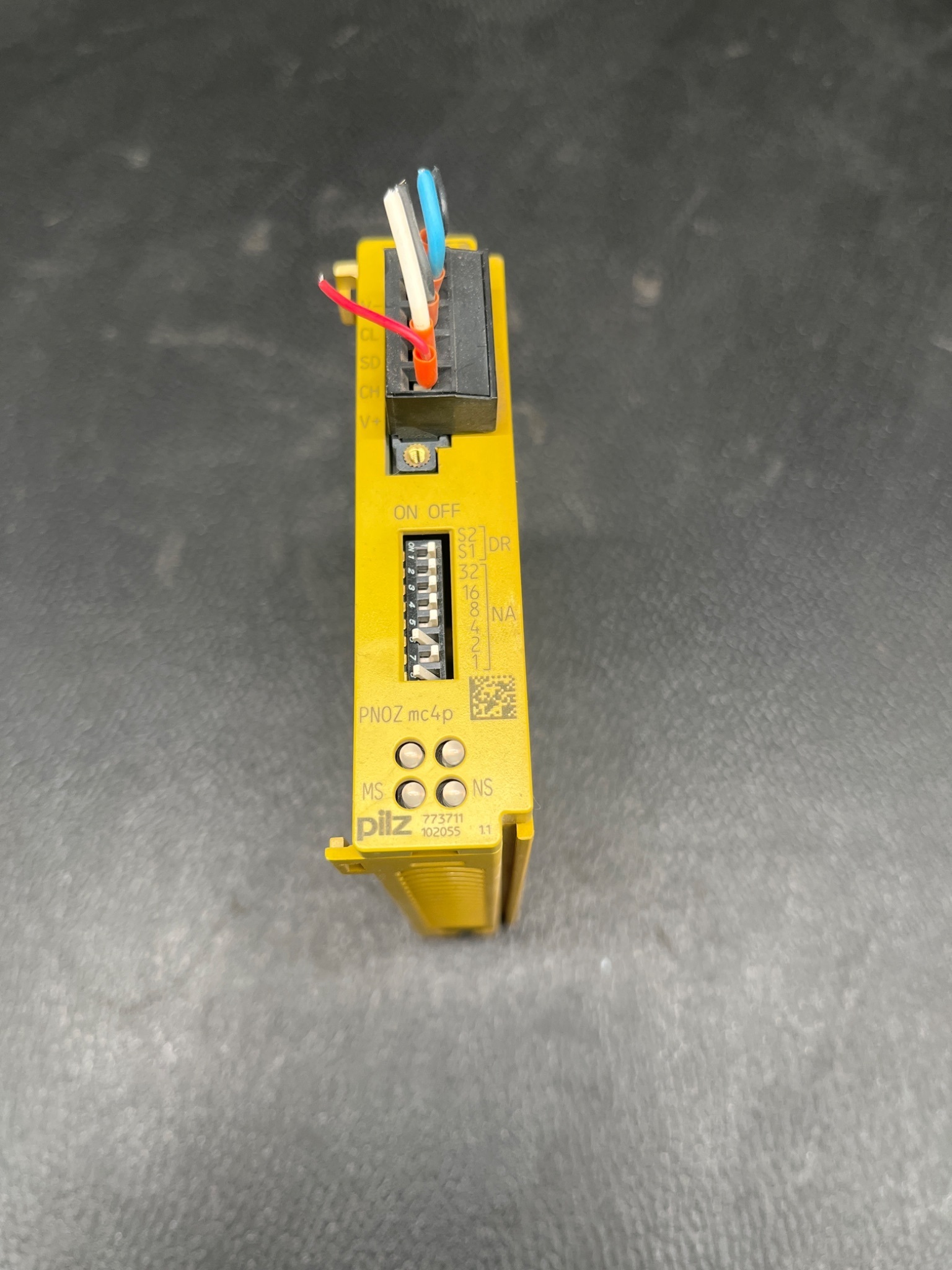 PILZ PNOZ mc4p Safety Communication Module USED 1