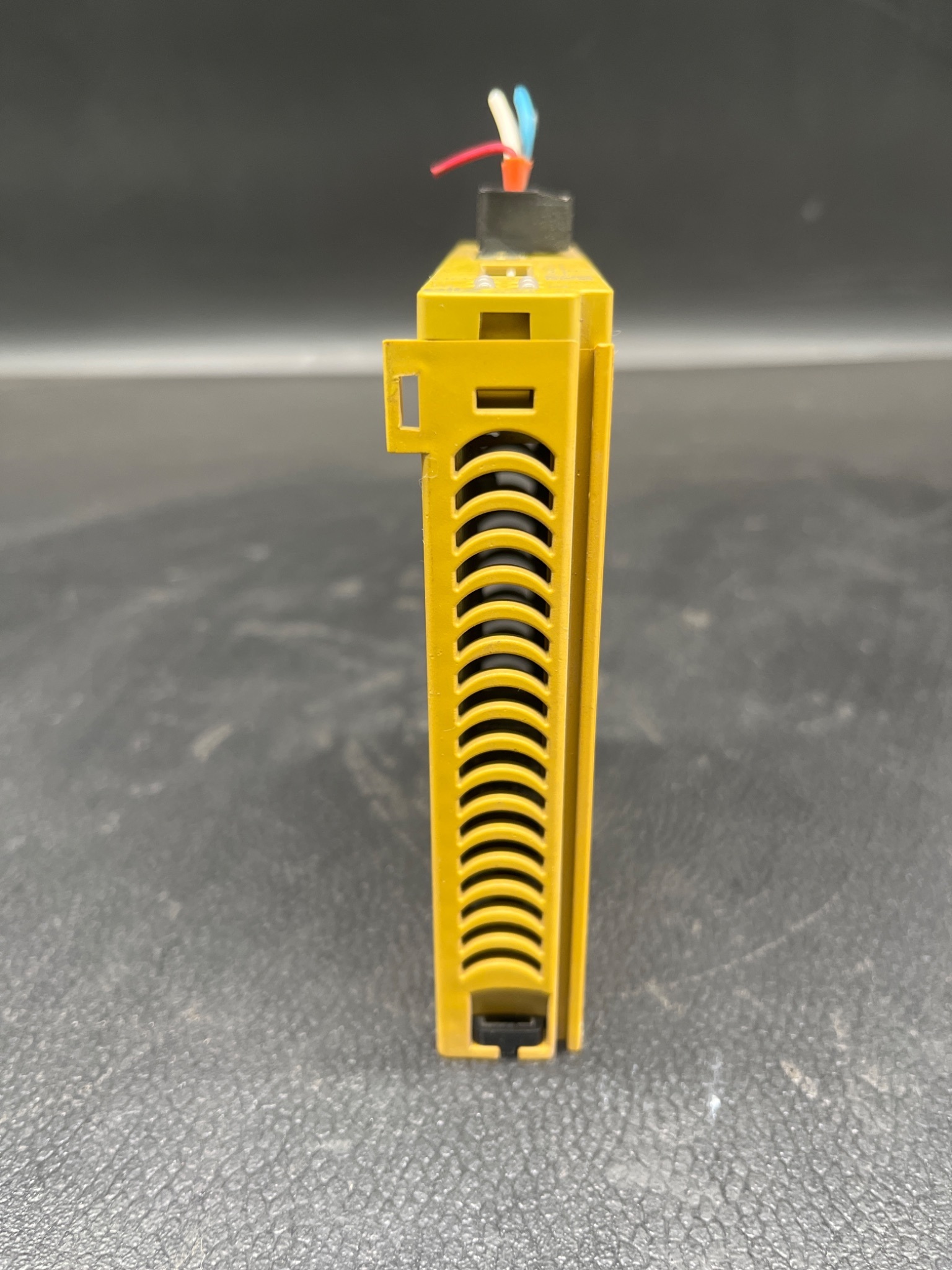 PILZ PNOZ mc4p Safety Communication Module USED 2