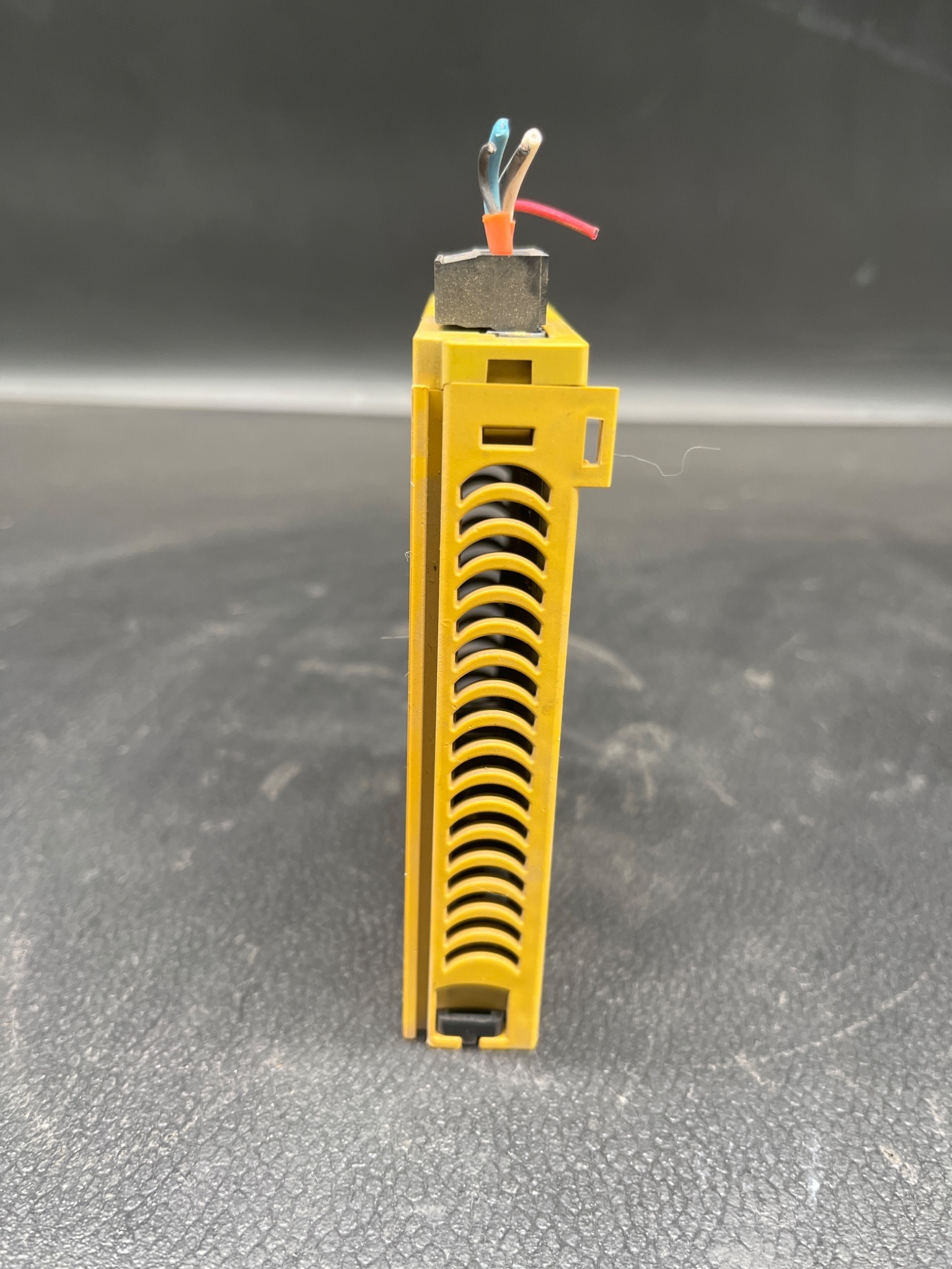 PILZ PNOZ mc4p Safety Communication Module USED 4