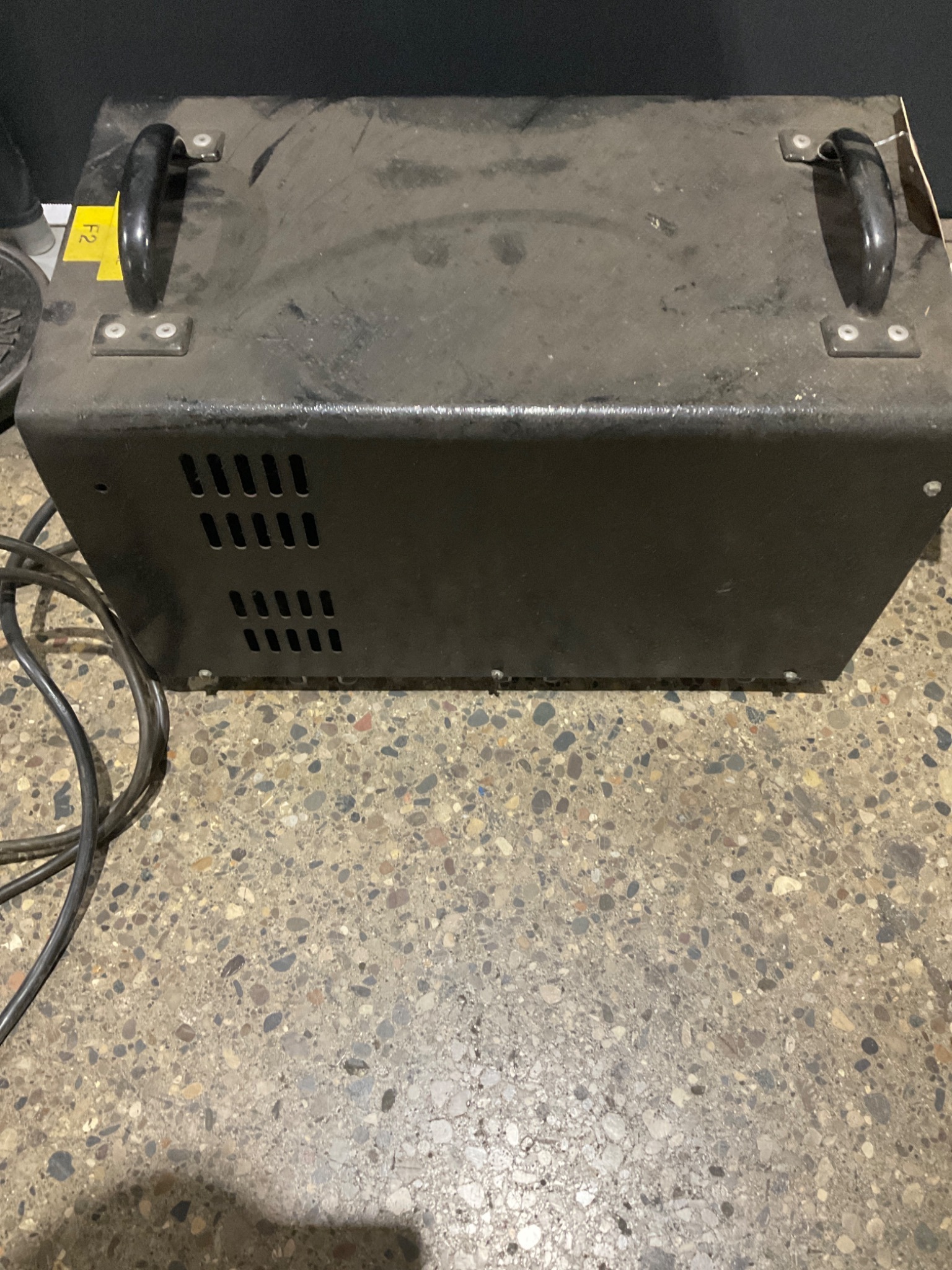 QUICKCHARGE SCS2460 Battery Charger USED 2