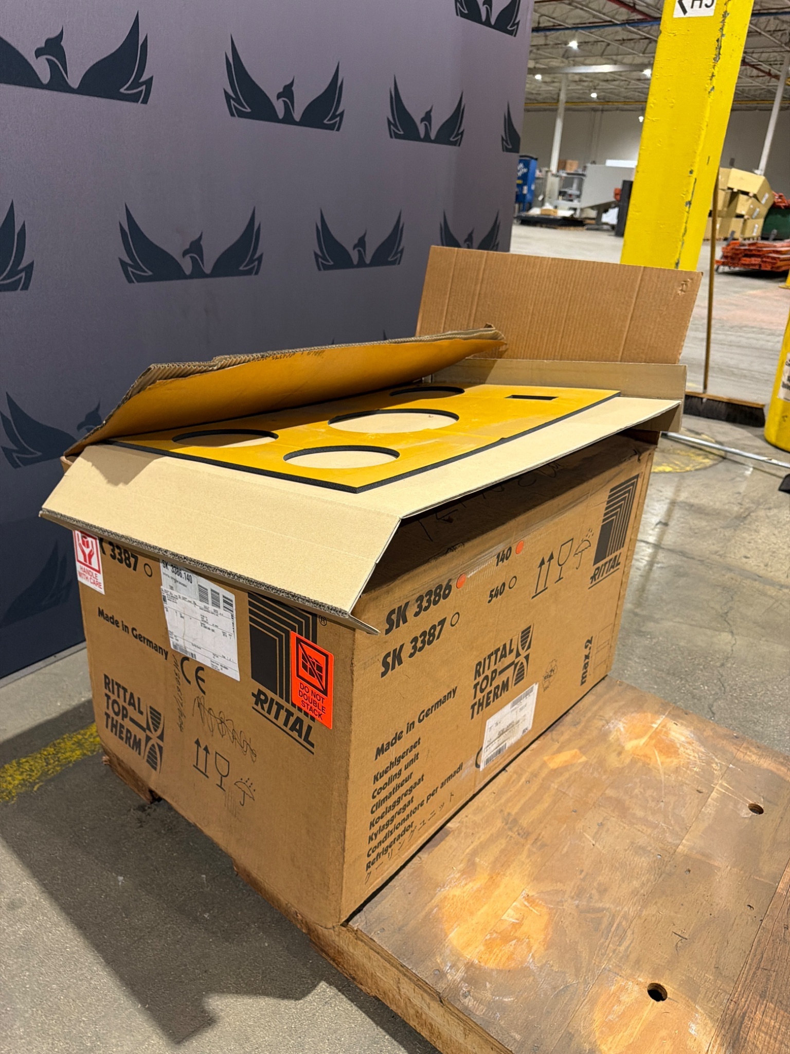 RITTAL SK 3386.140 TopTherm Enclosure Cooling Unit NEW 1