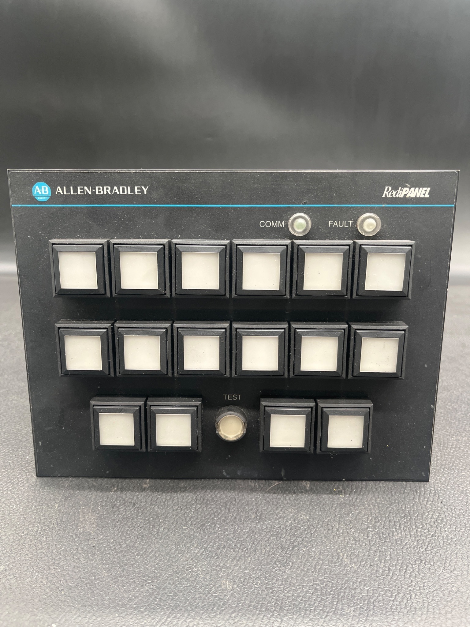 ALLEN‑BRADLEY 2705‑P21J1 RediPANEL Operator Interface USED 0