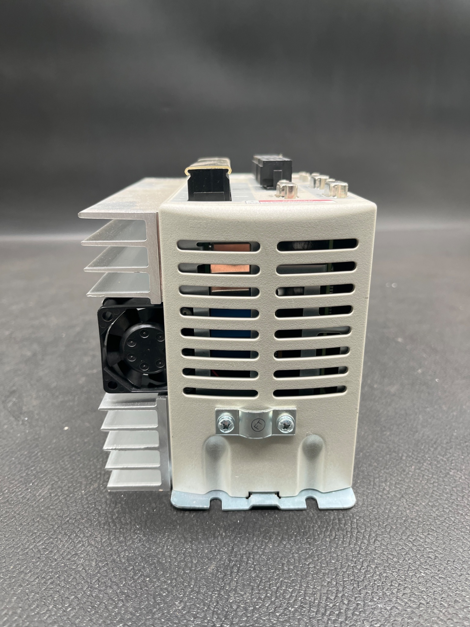 ALLEN‑BRADLEY 2098‑IPD‑020 Kinetix Power Interface Module USED 1