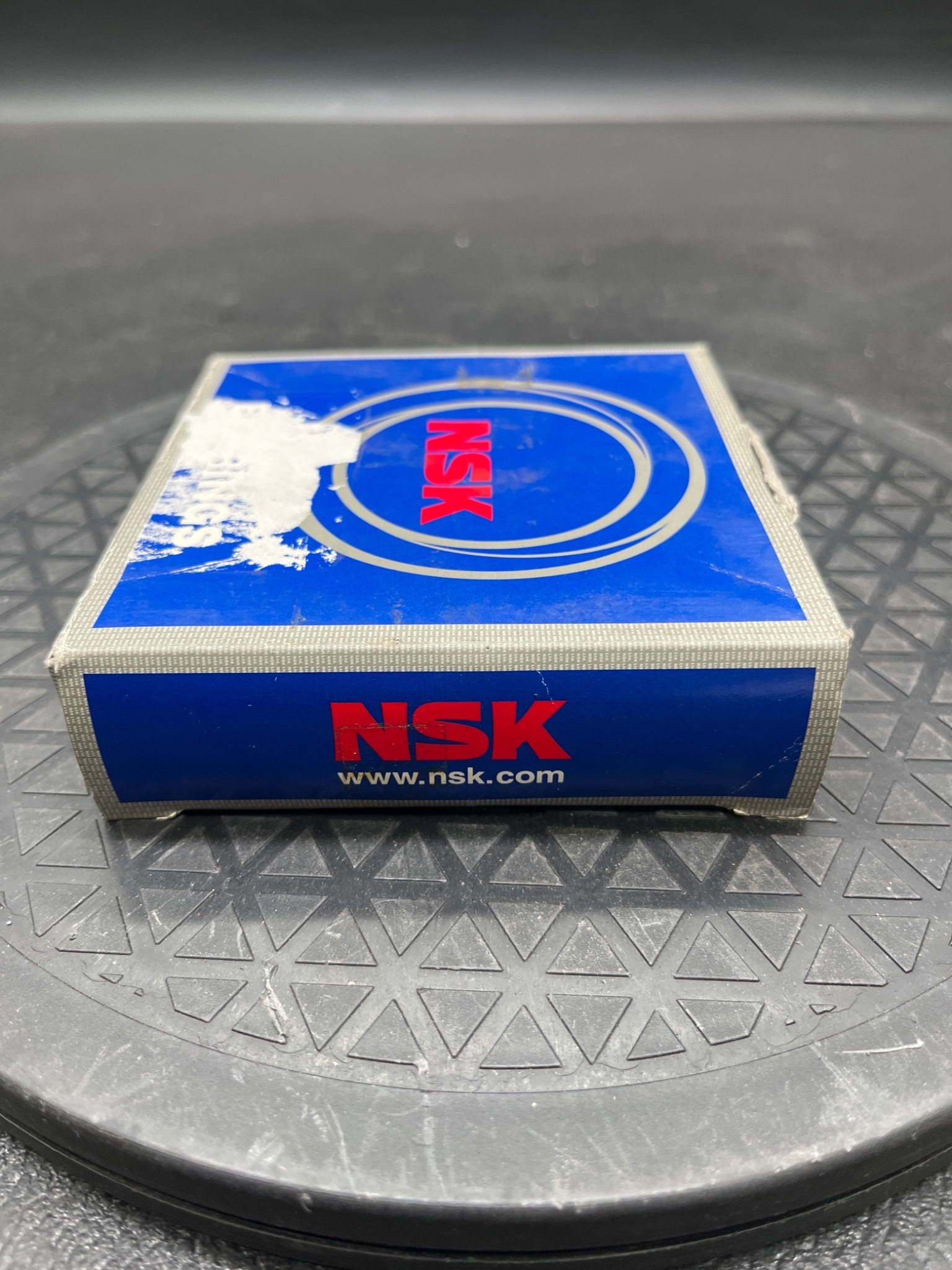 NSK 16012 Deep Groove Ball Bearing NEW 1