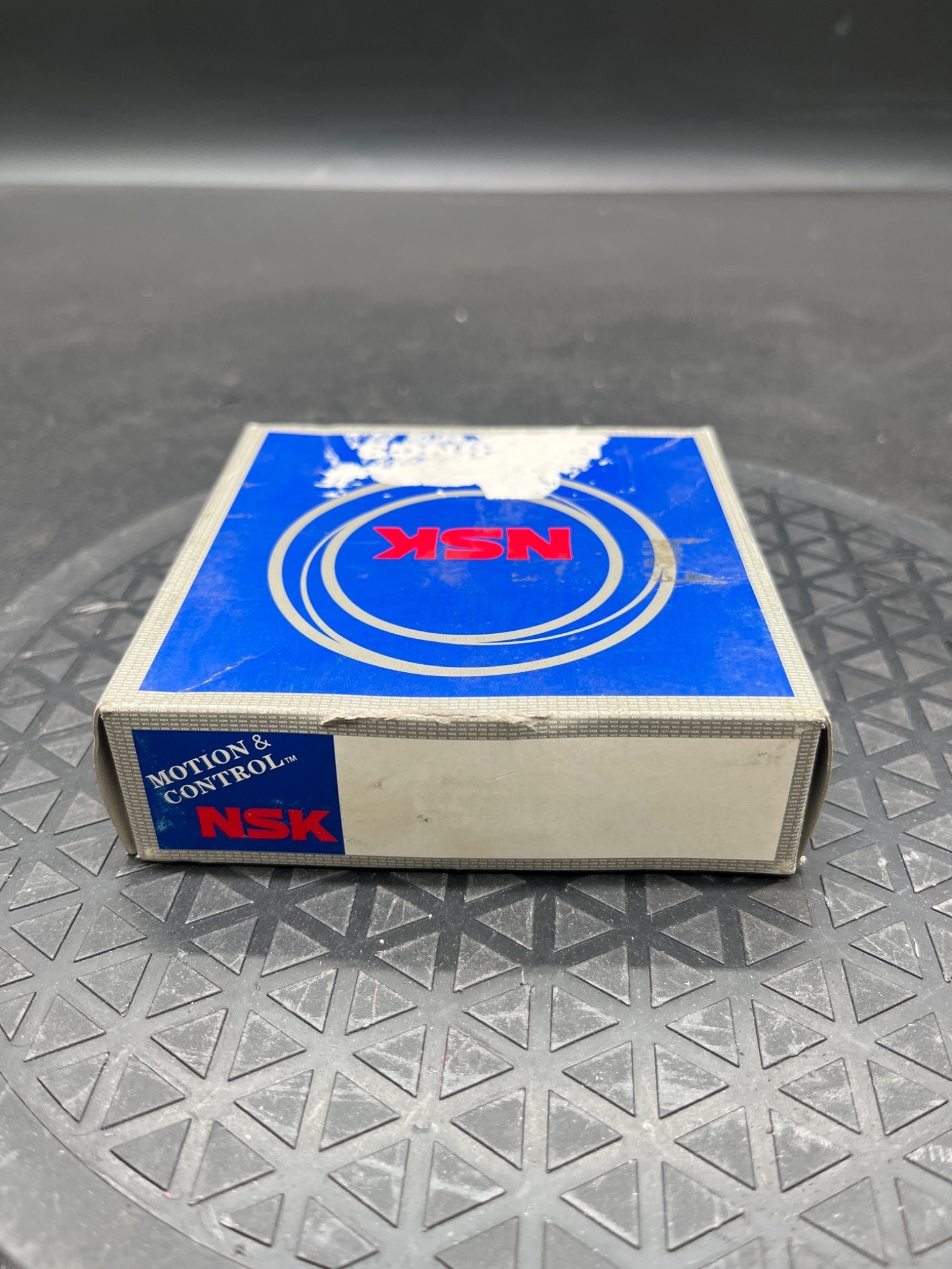 NSK 16012 Deep Groove Ball Bearing NEW 2